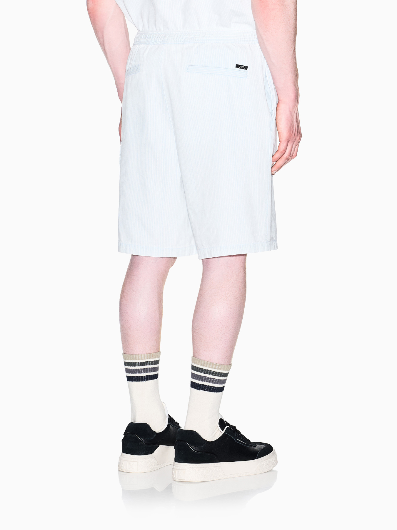 Шорты Armani Exchange модель XM002810-AF22638-FB380 Фото