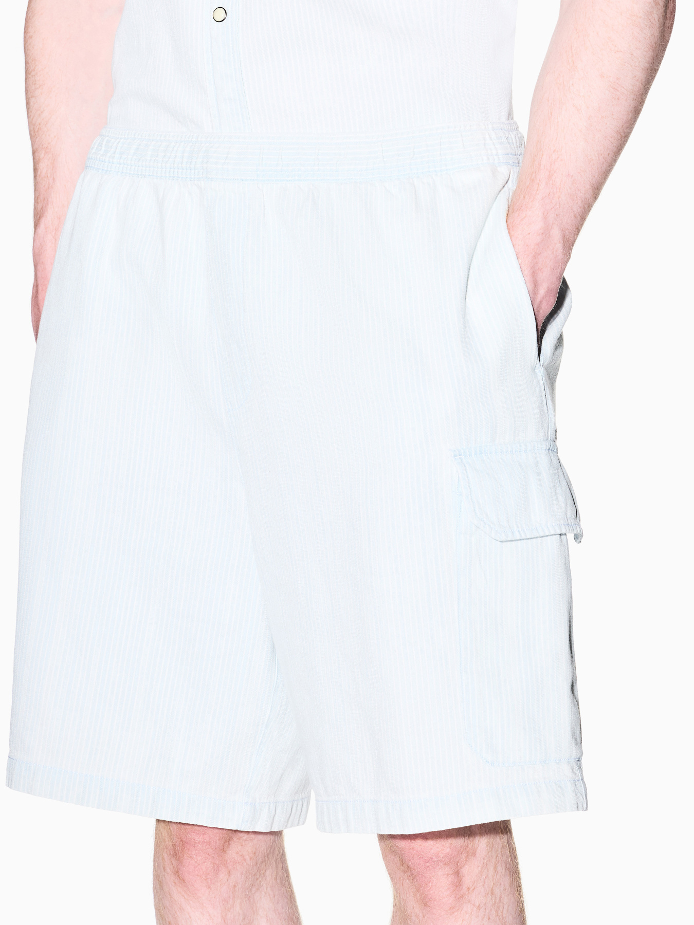 Шорты Armani Exchange модель XM002810-AF22638-FB380 Фото