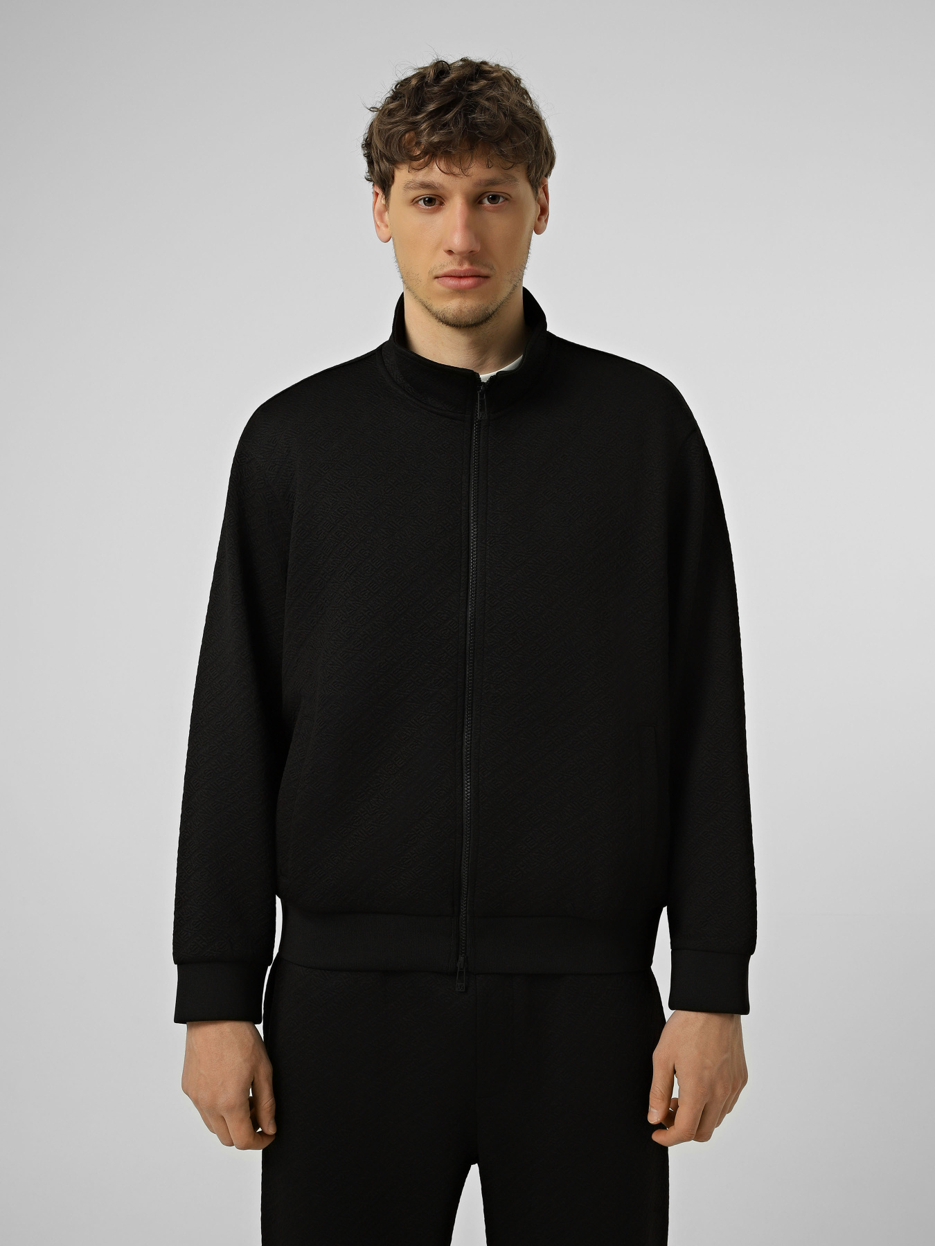 Худі та світшоти Armani Exchange модель XM002899-AF21862-UC001 Фото