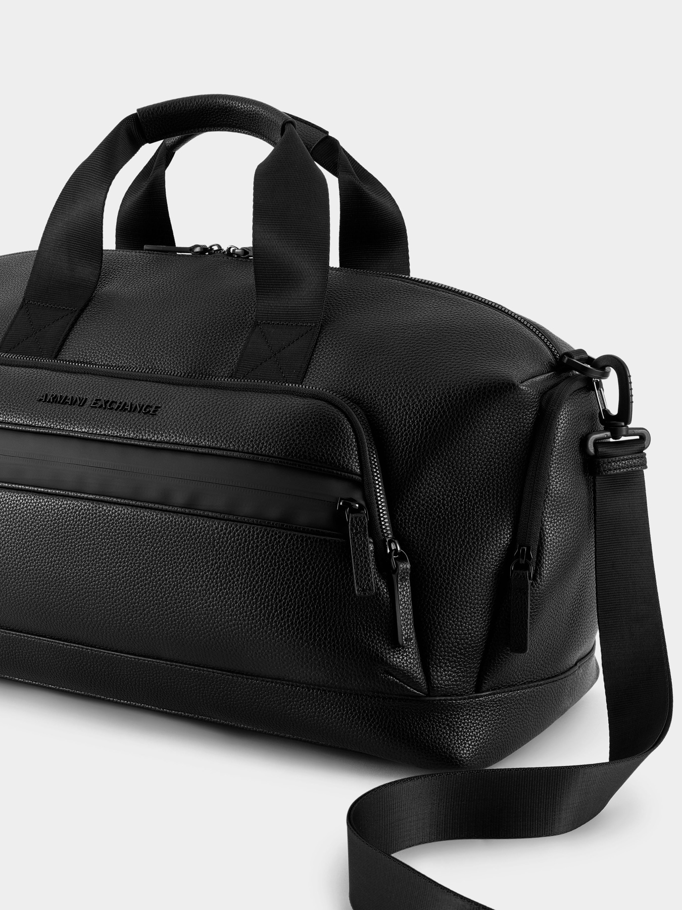 Armani Exchange модель XM002031-AF19929-UC001 Фото