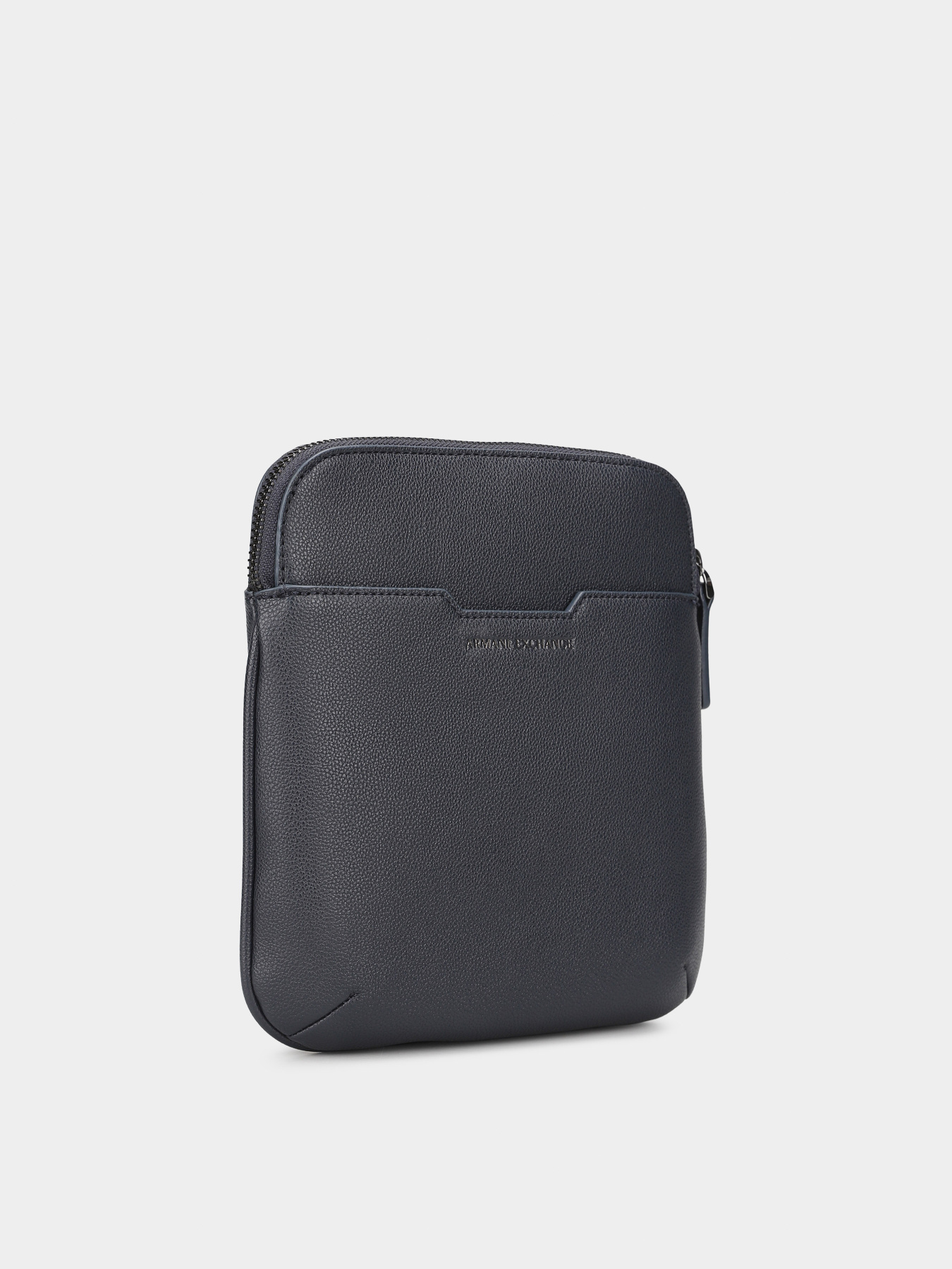 Мессенджер Armani Exchange модель XM002586-AF22651-UB101 Мессенджер Armani Exchange модель XM002586-AF22651-UB101 Фото