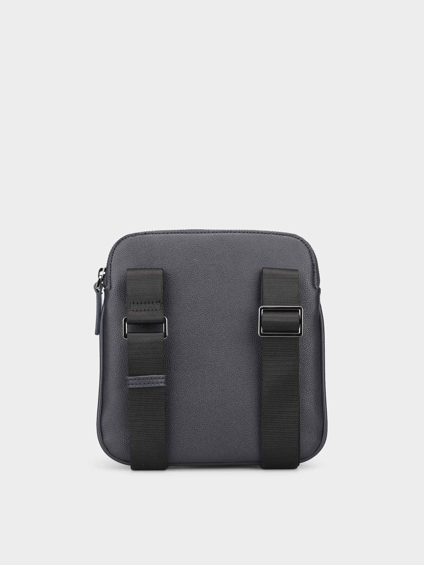 Мессенджер Armani Exchange модель XM002586-AF22651-UB101 Мессенджер Armani Exchange модель XM002586-AF22651-UB101 Фото