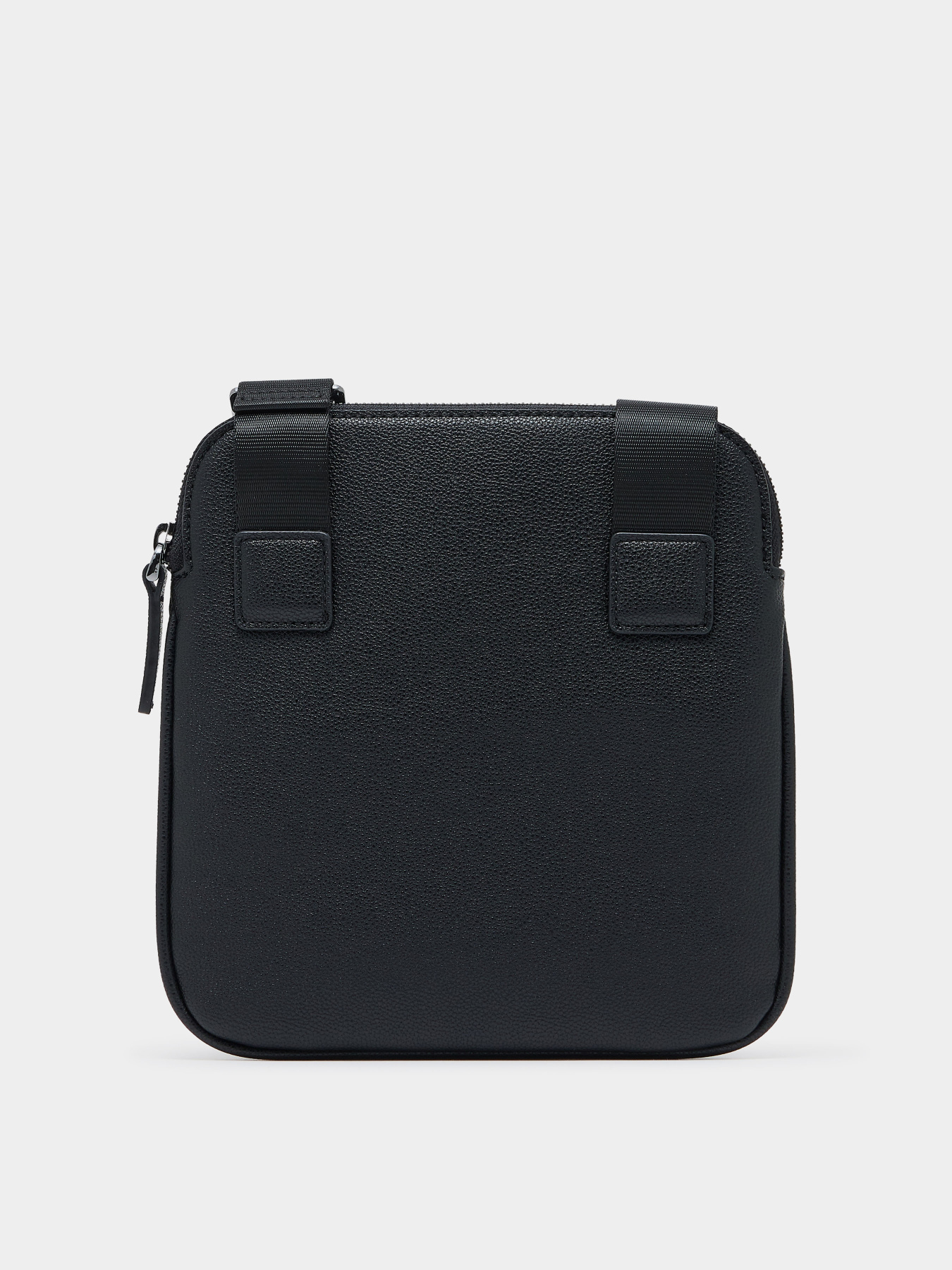 Armani Exchange модель XM002586-AF22651-UC001 Фото