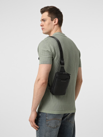 Мессенджер Armani Exchange модель XM002587-AF22651-UC001 Фото