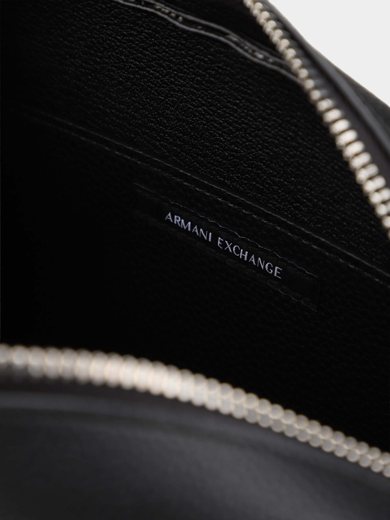 Armani Exchange XW001200-AF15325-FC099 модель XW001200-AF15325-FC099 Armani Exchange XW001200-AF15325-FC099 модель XW001200-AF15325-FC099 Фото