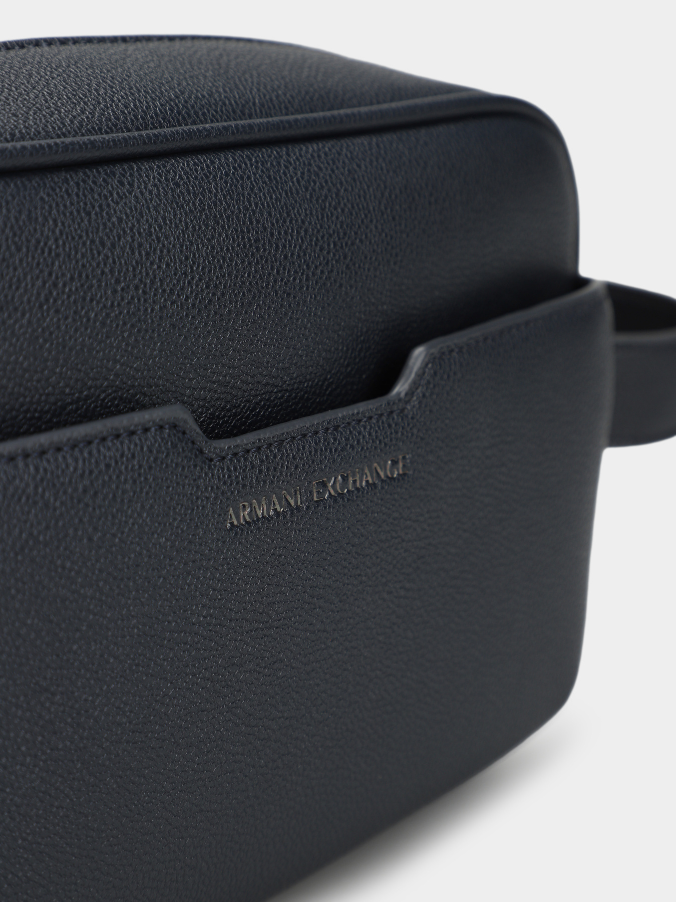 Сумки Armani Exchange модель XM002590-AF22651-UB101 Фото