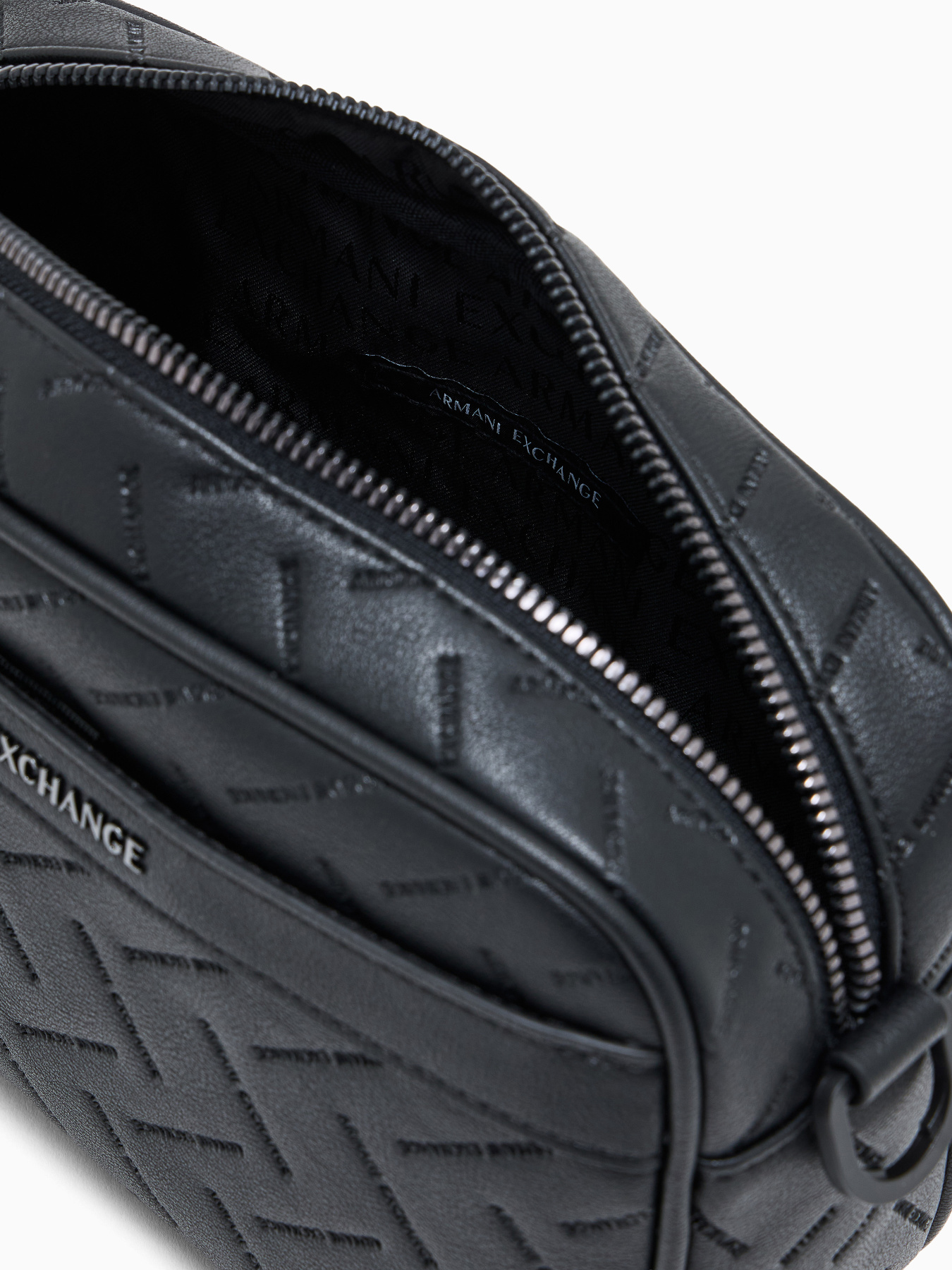 Сумки Armani Exchange модель XM002600-AF22652-UC001 Фото