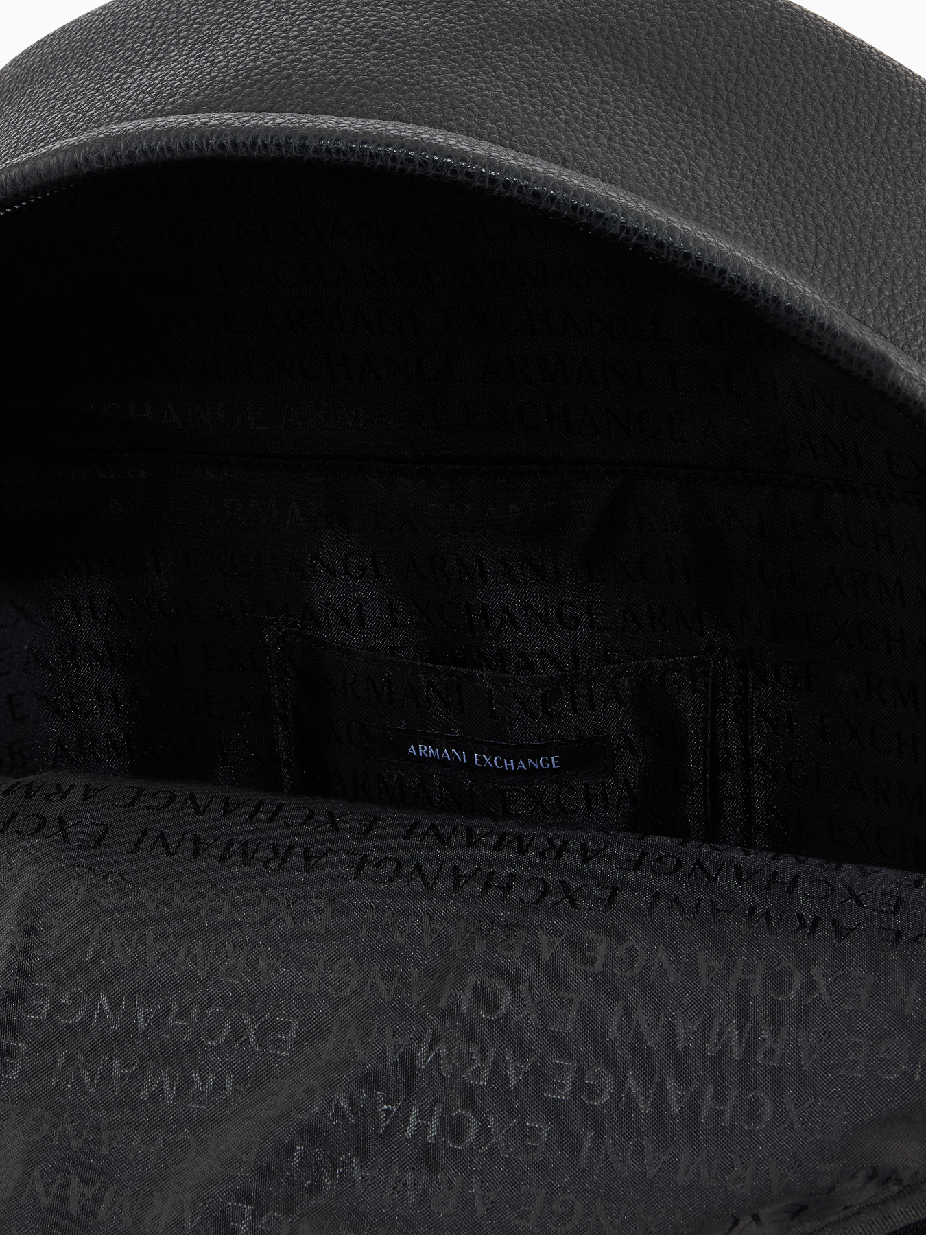 Armani Exchange модель XM002609-AF22662-UC001 Фото