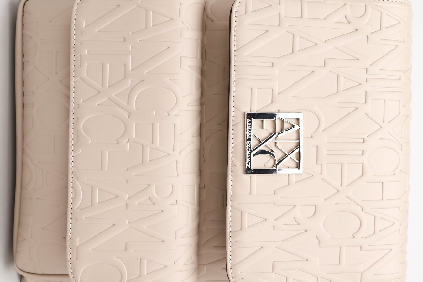 Рюкзаки Armani Exchange модель 942660-CC793-44620 Фото