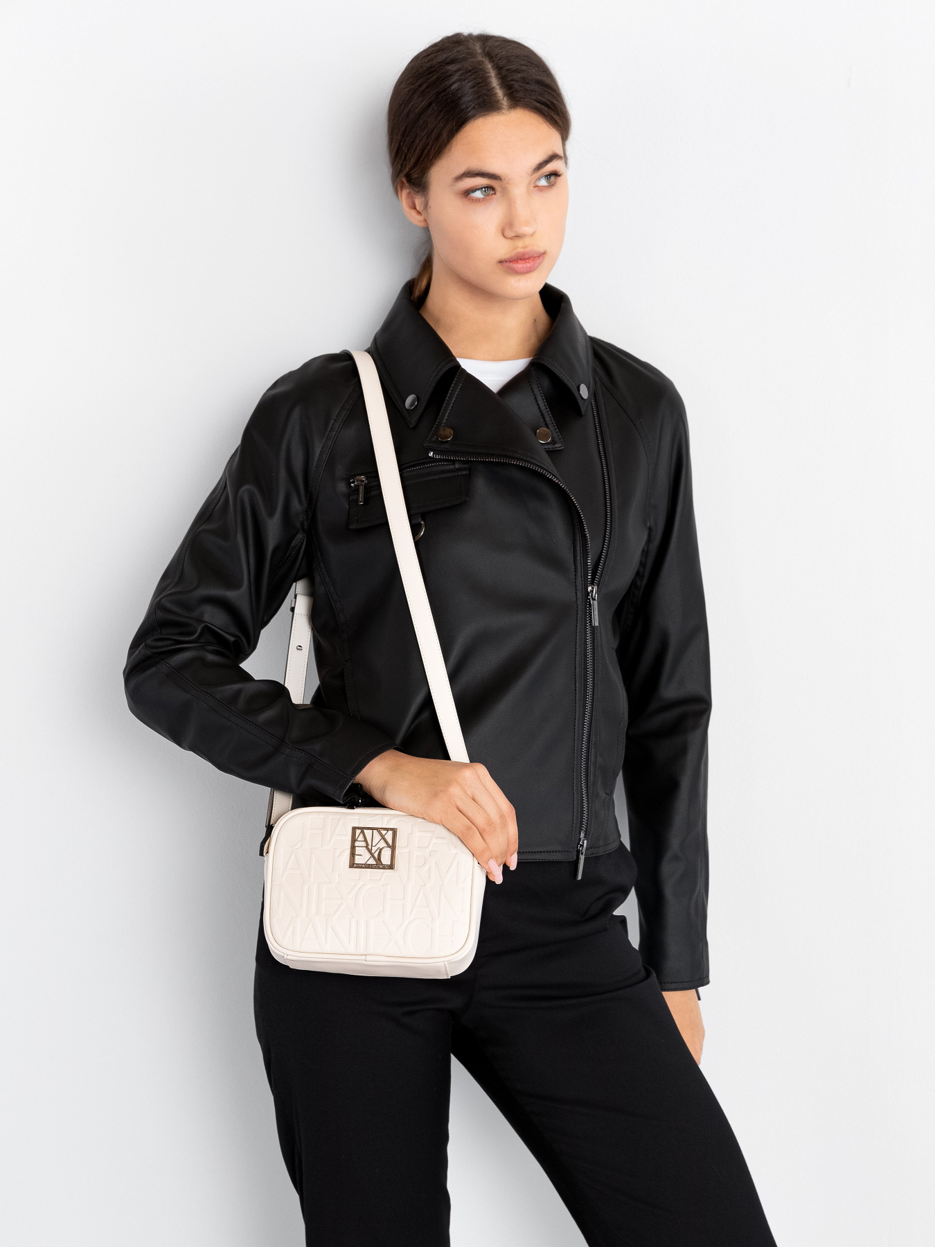 Кросс-боди Armani Exchange модель 942733-CC793-00010 Фото