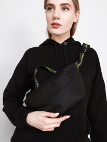 Поясна сумка Armani Exchange модель 942745-1P803-00020 Фото