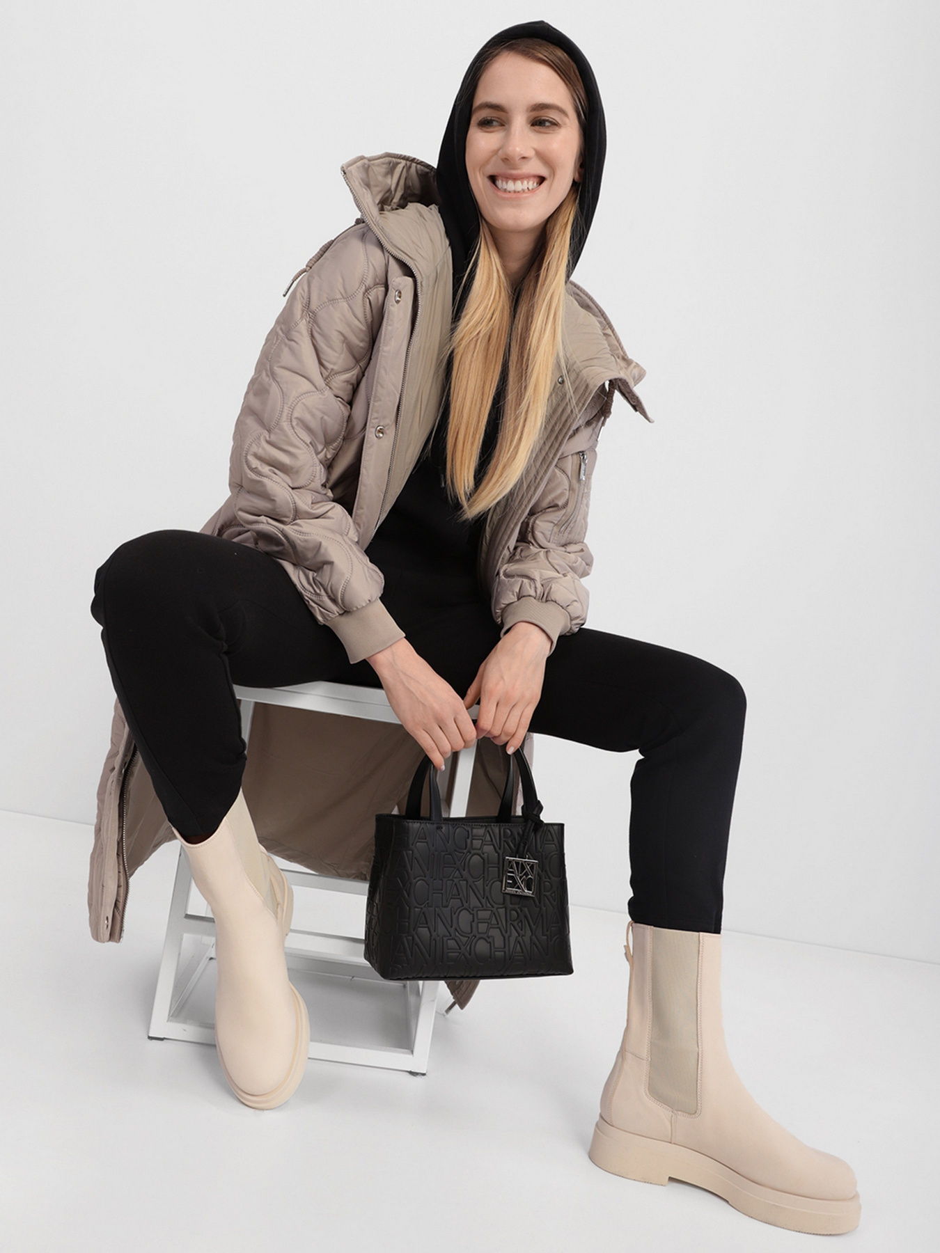 Сумка Armani Exchange модель 942647-CC793-00020 Фото