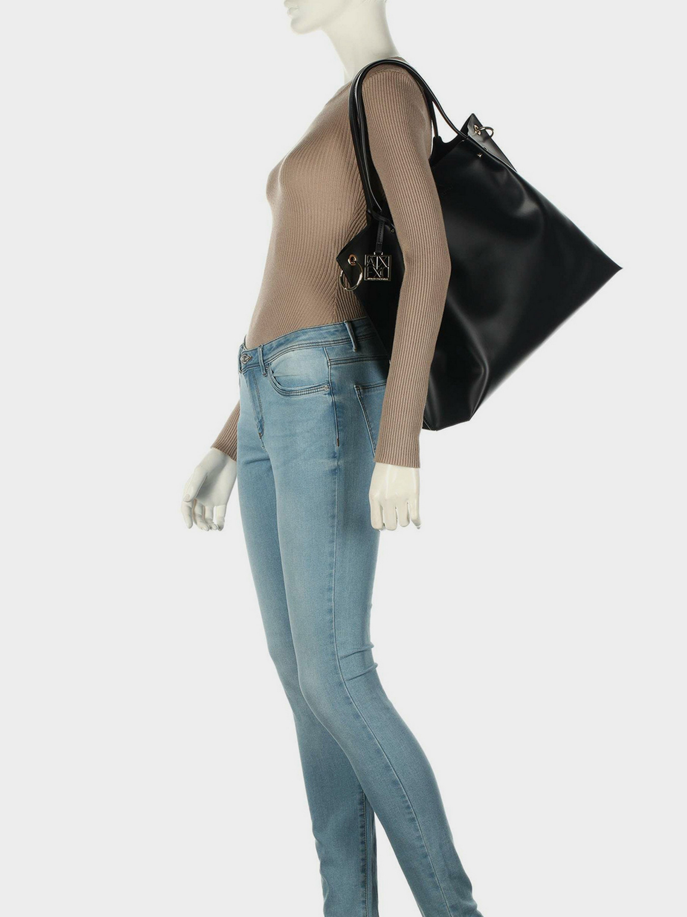 Сумка Armani Exchange модель 942662-CC795-00020 Фото