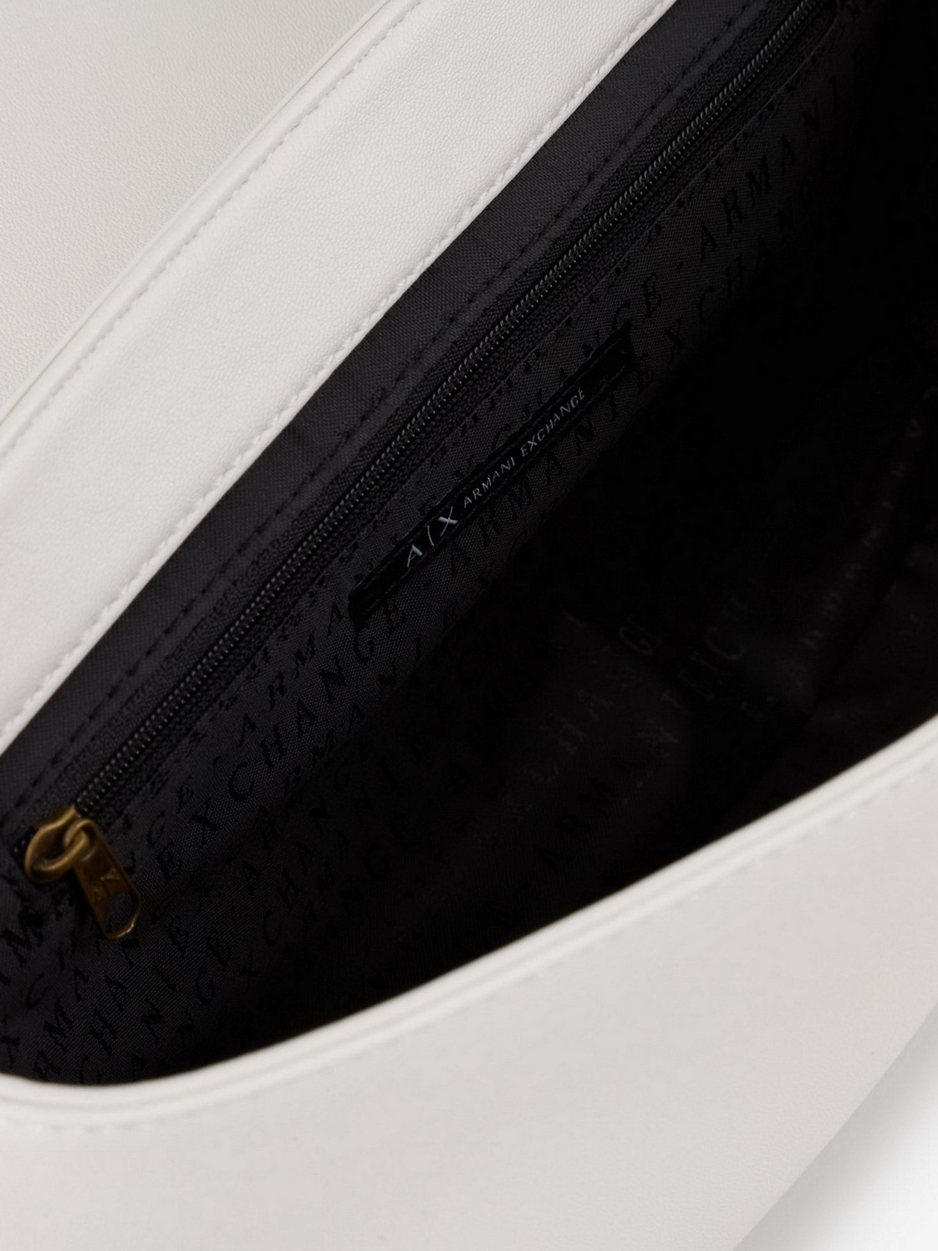 Сумка Armani Exchange модель 942816-CC717-00010 Фото