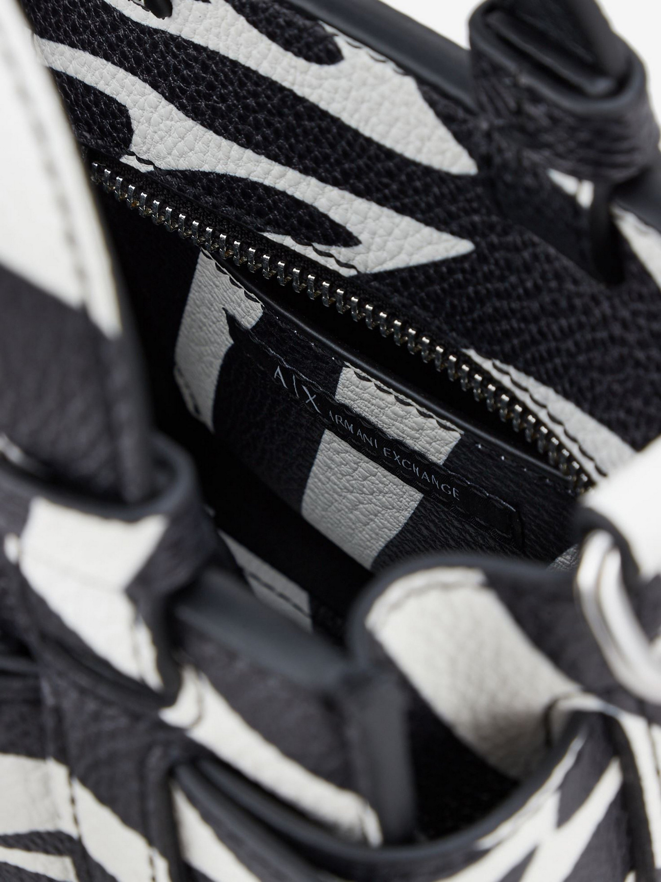 Сумка Armani Exchange модель 942691-1A704-06321 Фото