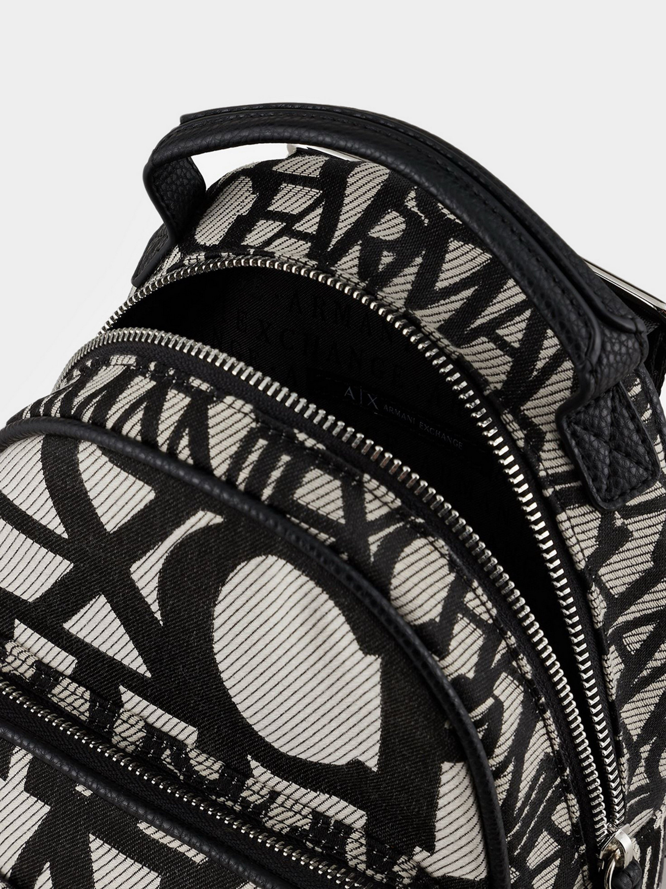 Рюкзаки Armani Exchange модель 942806-CC708-00010 Фото