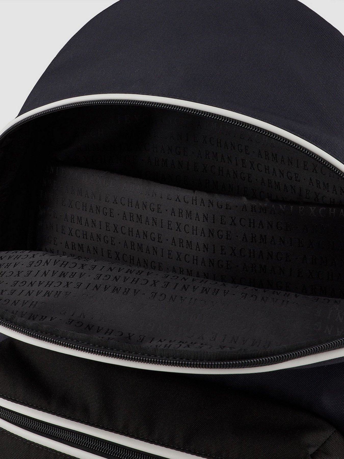 Рюкзаки Armani Exchange модель 952411-2R837-00736 Фото