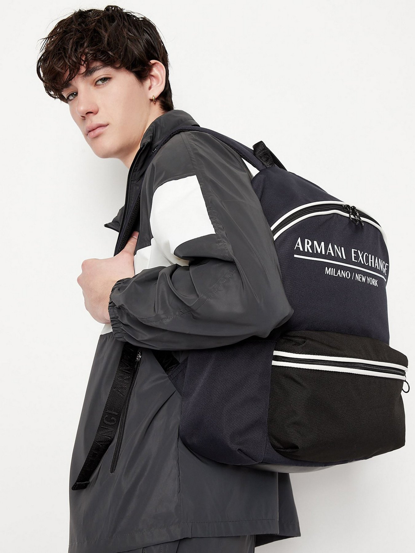 Рюкзаки Armani Exchange модель 952411-2R837-00736 Фото