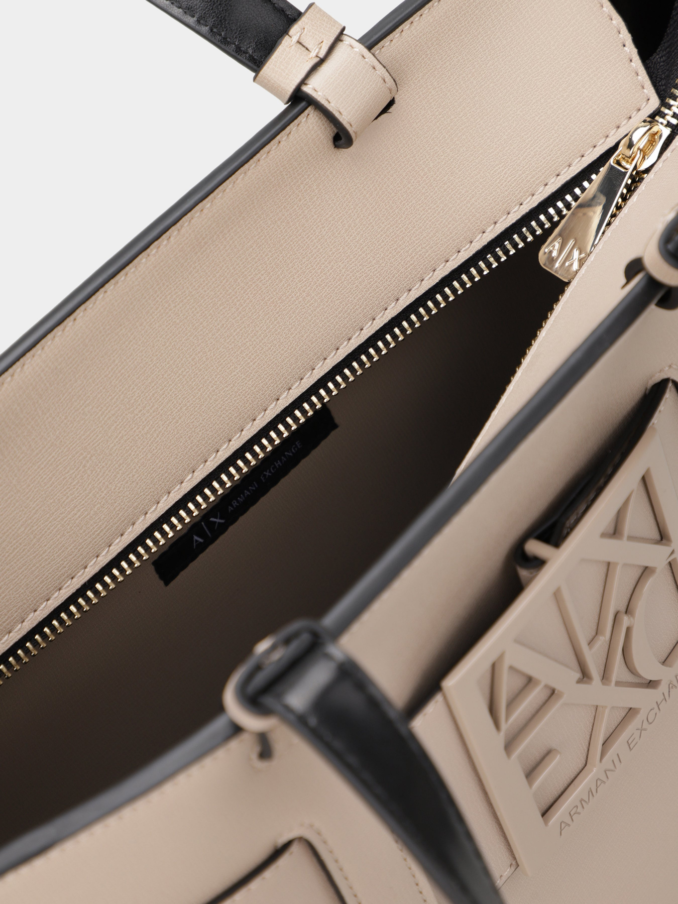 Сумка Armani Exchange модель 942689-0A874-07351 Фото