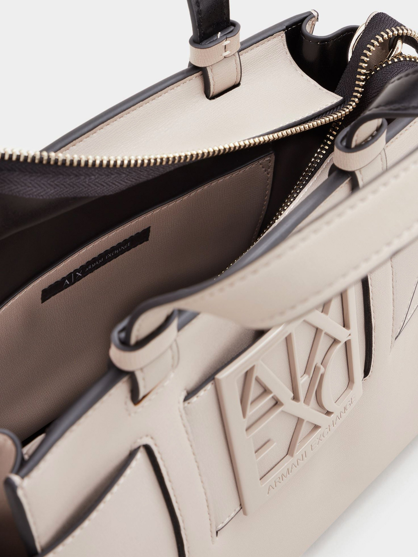 Сумка Armani Exchange модель 942690-0A874-07351 Фото