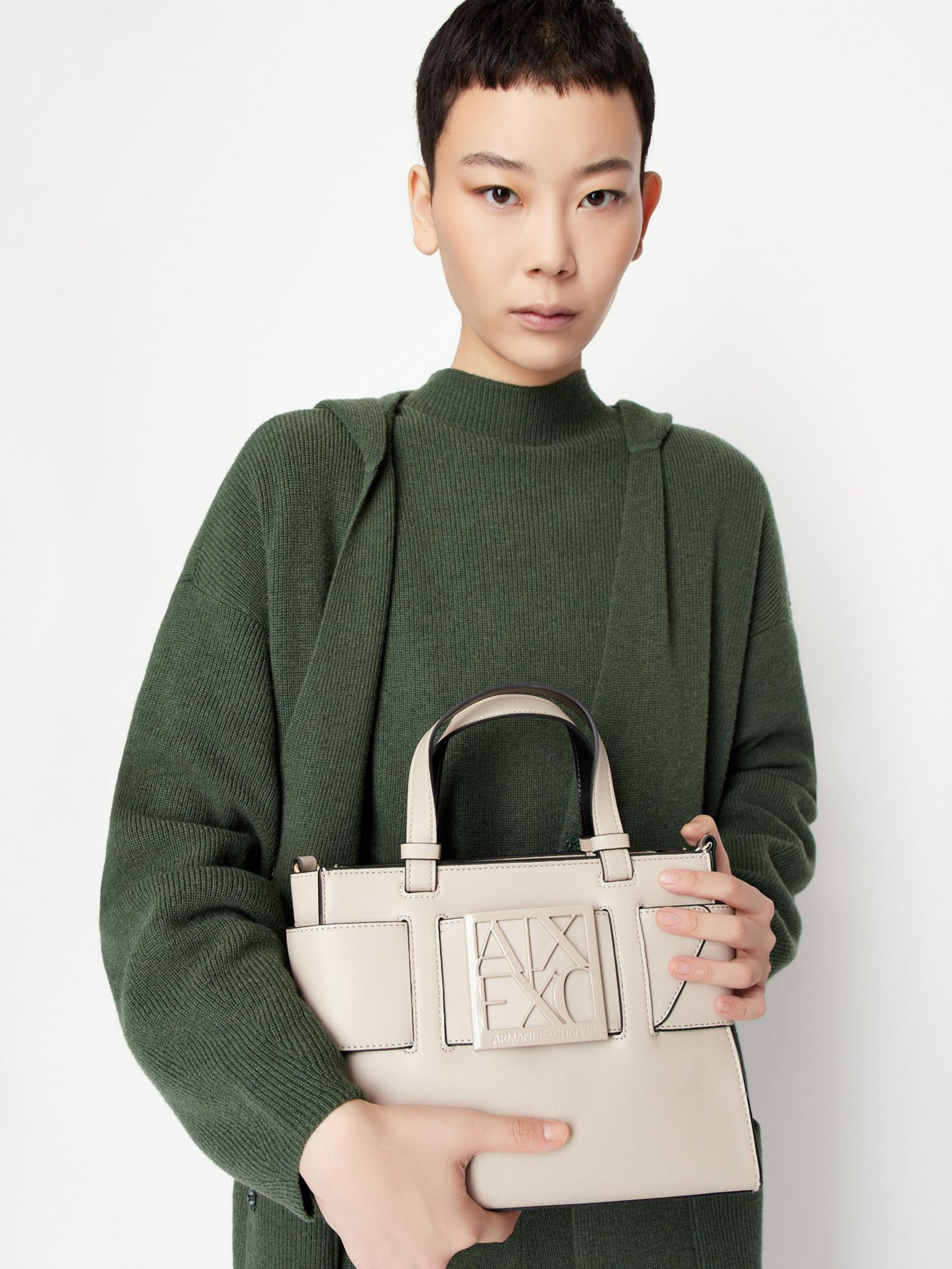 Сумка Armani Exchange модель 942690-0A874-07351 Фото