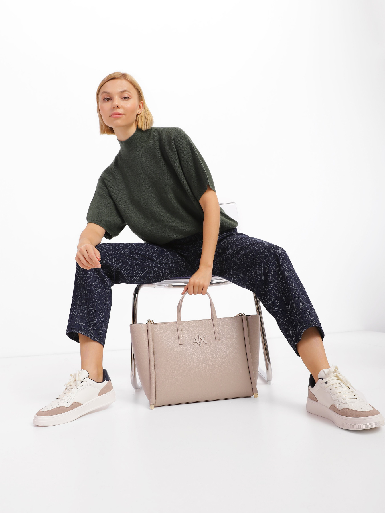 Сумка Armani Exchange модель 942864-2F755-07551 Фото