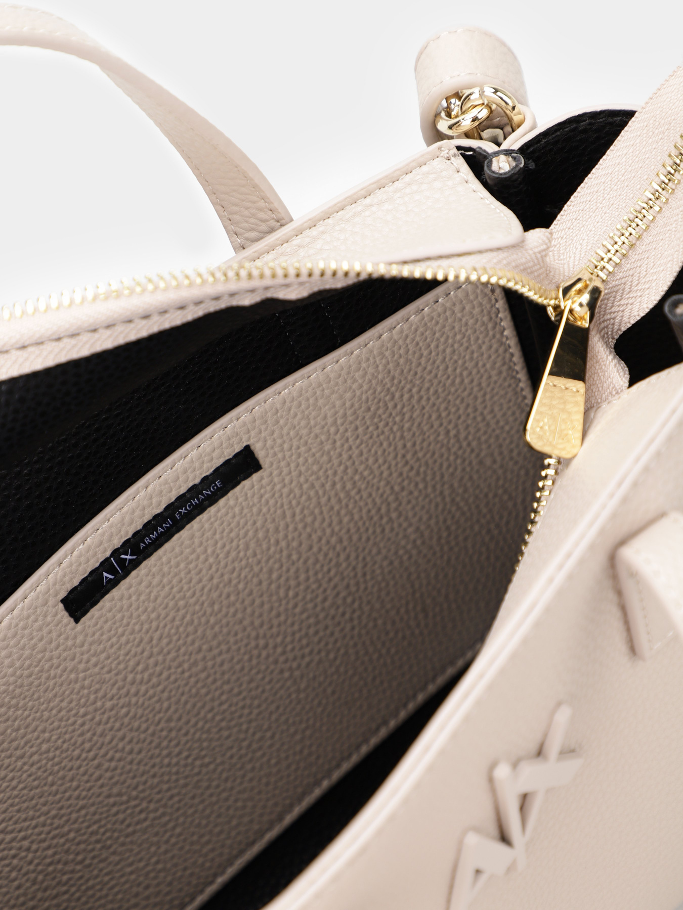 Сумка Armani Exchange модель 942865-2F755-07551 Фото