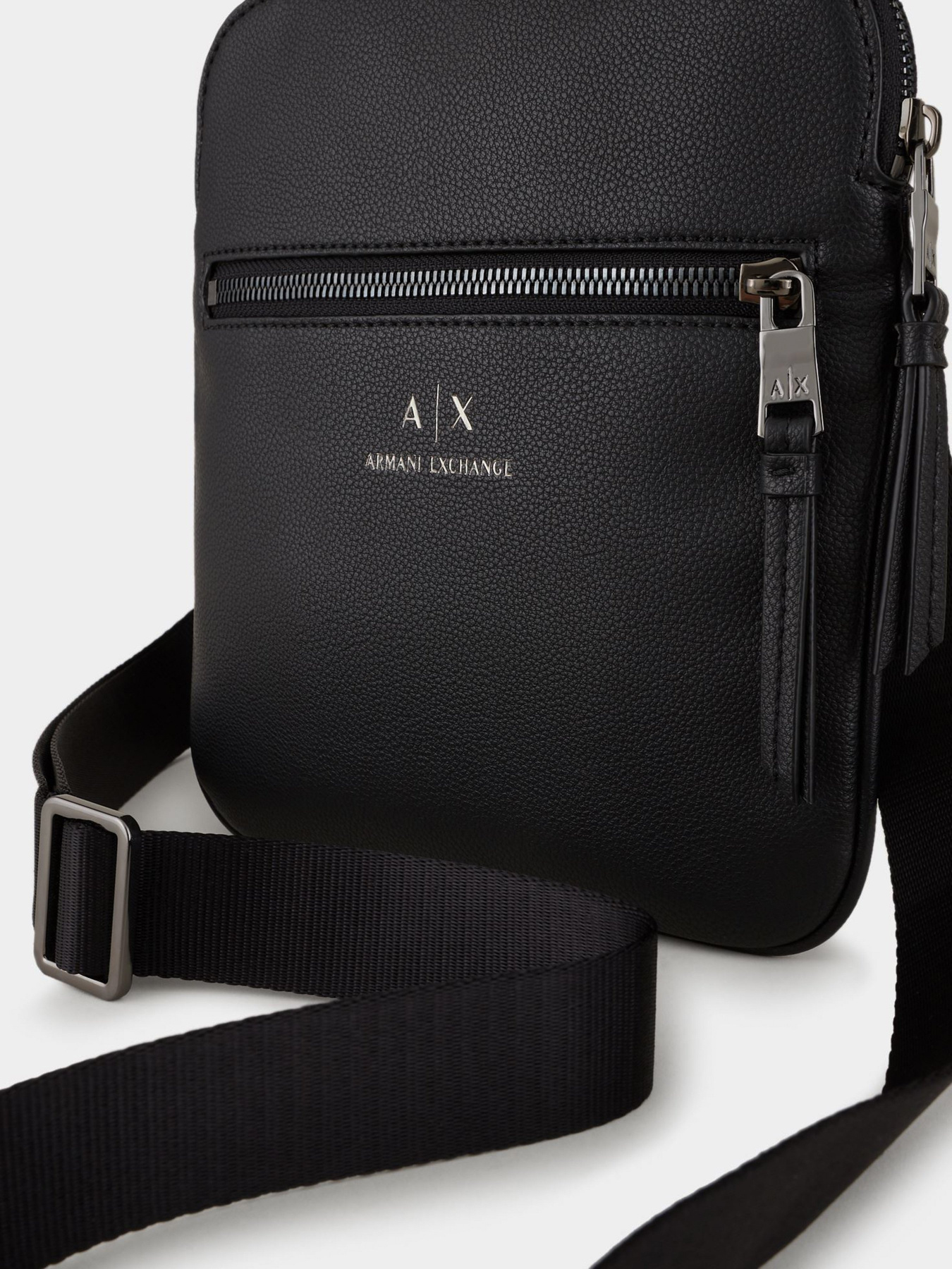 Сумка Armani Exchange модель 952391-CC830-00020 Фото
