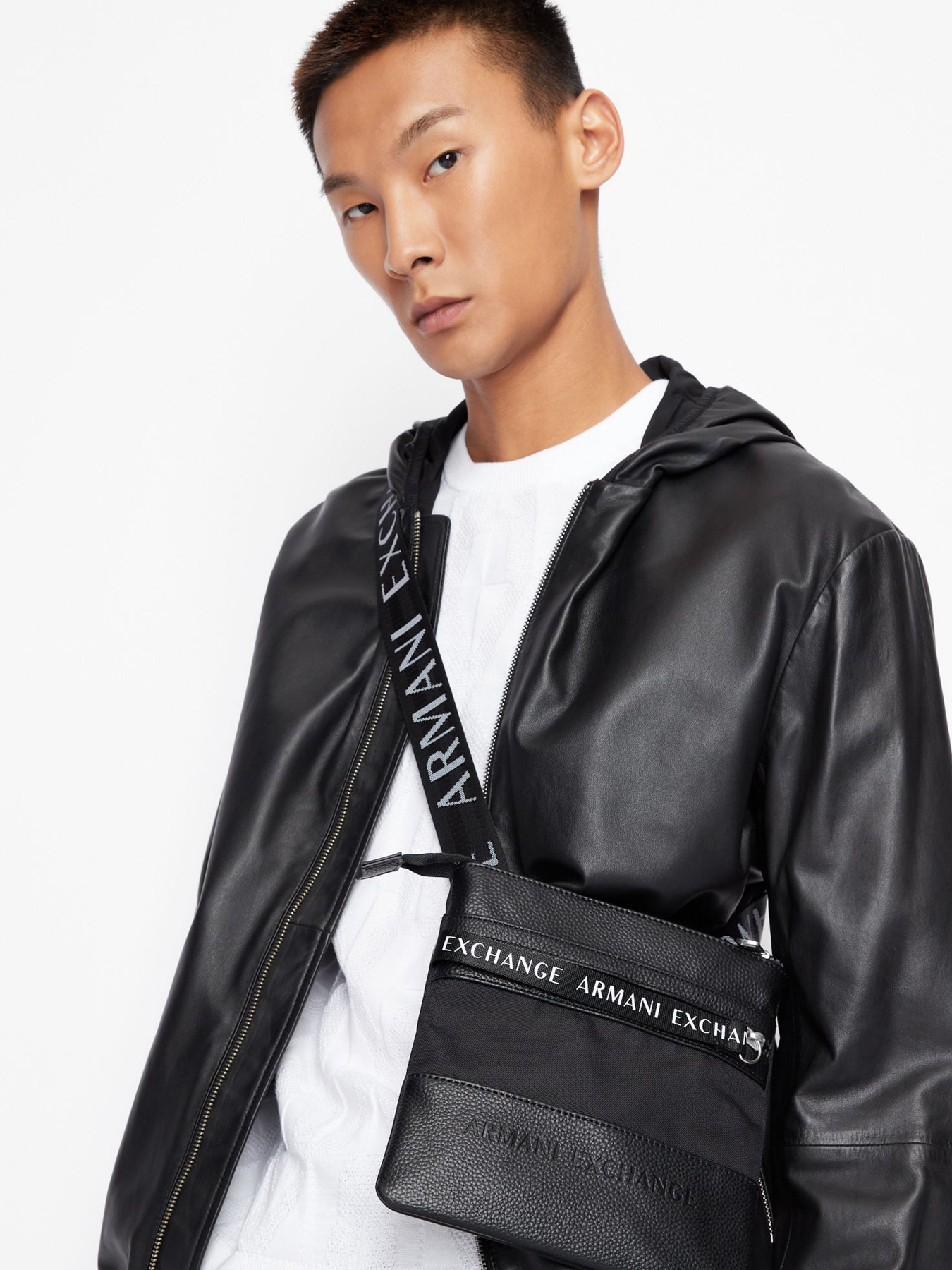 Сумка Armani Exchange модель 952463-2F878-53620 Сумка Armani Exchange модель 952463-2F878-53620 Фото