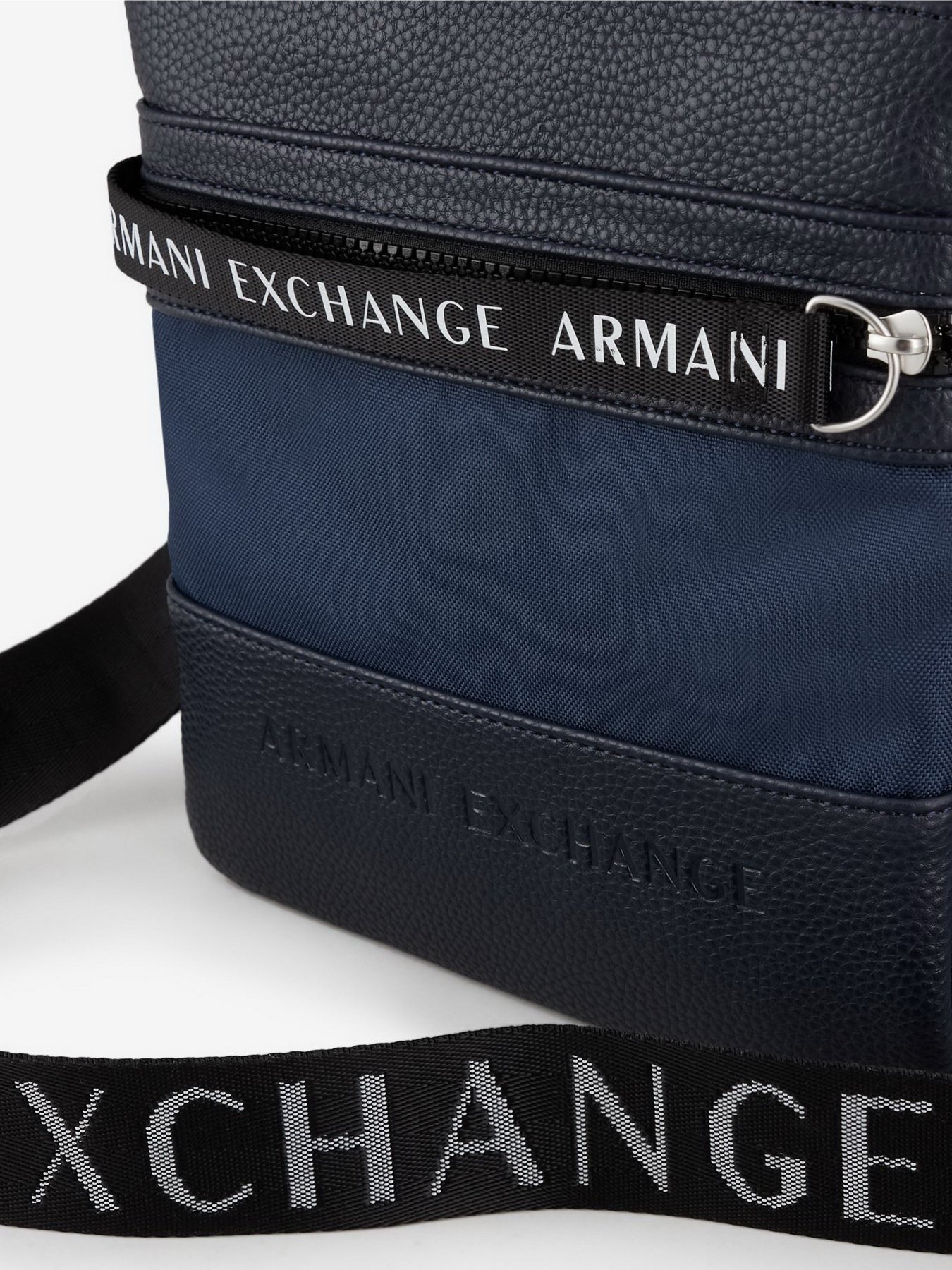 Сумка Armani Exchange модель 952463-2F878-43335 Фото