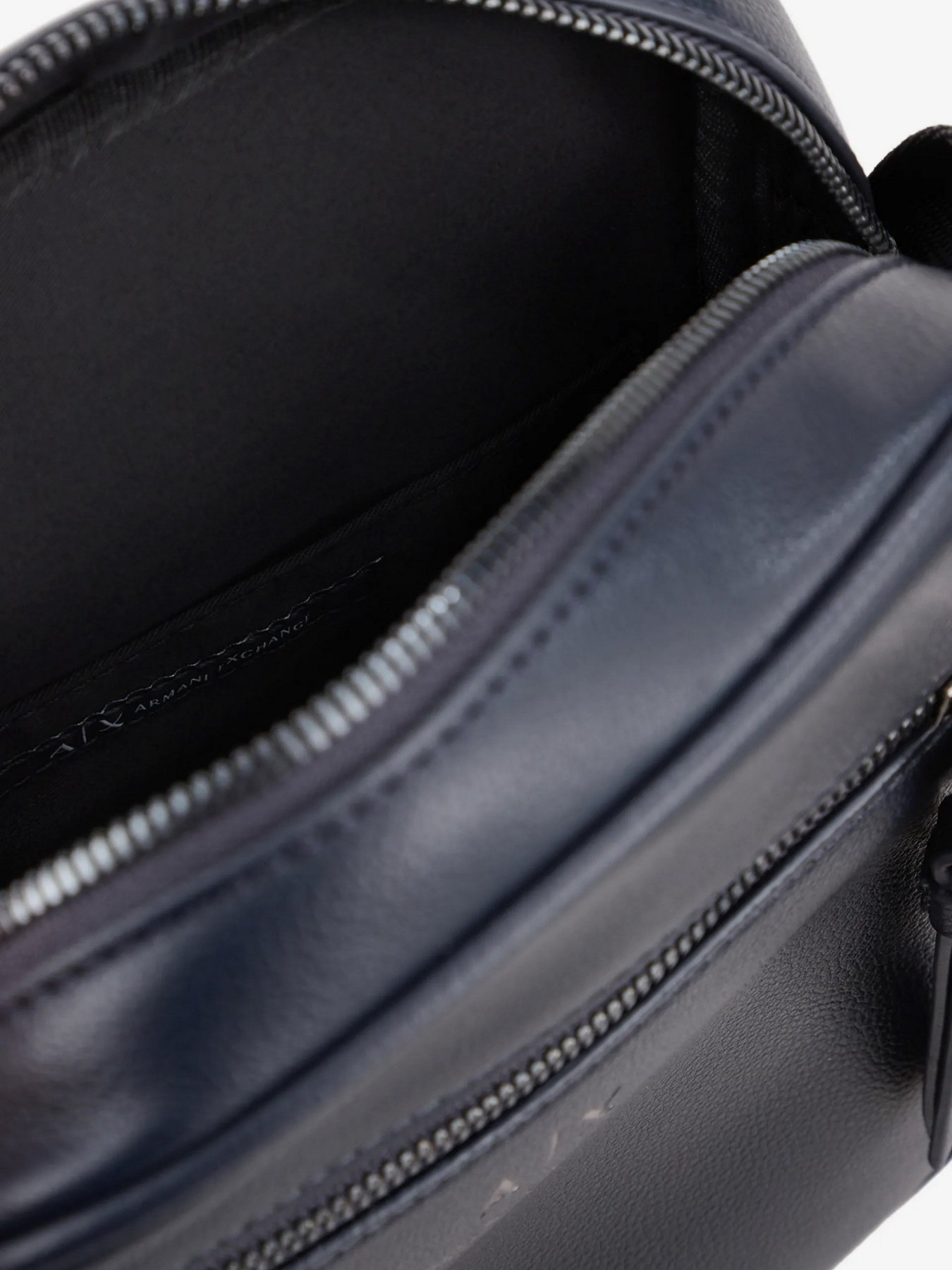 Сумка Armani Exchange модель 952388-CC830-00335 Сумка Armani Exchange модель 952388-CC830-00335 Фото