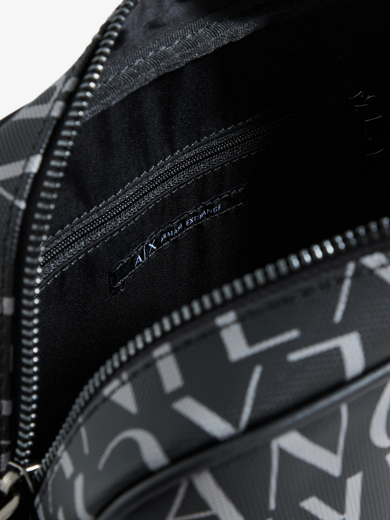 Сумка Armani Exchange модель 952399-CC831-00020 Фото