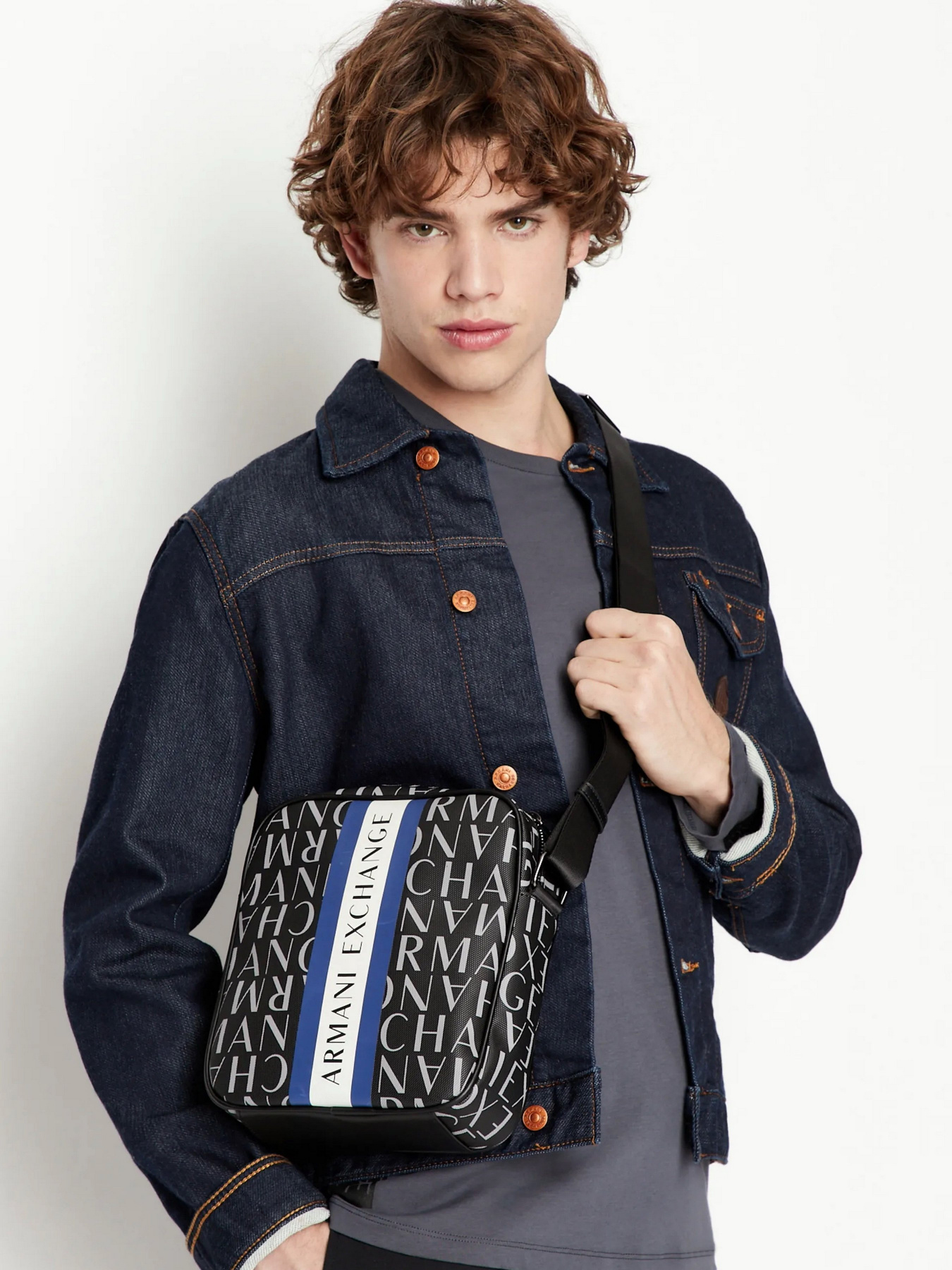 Сумка Armani Exchange модель 952399-CC831-00020 Фото