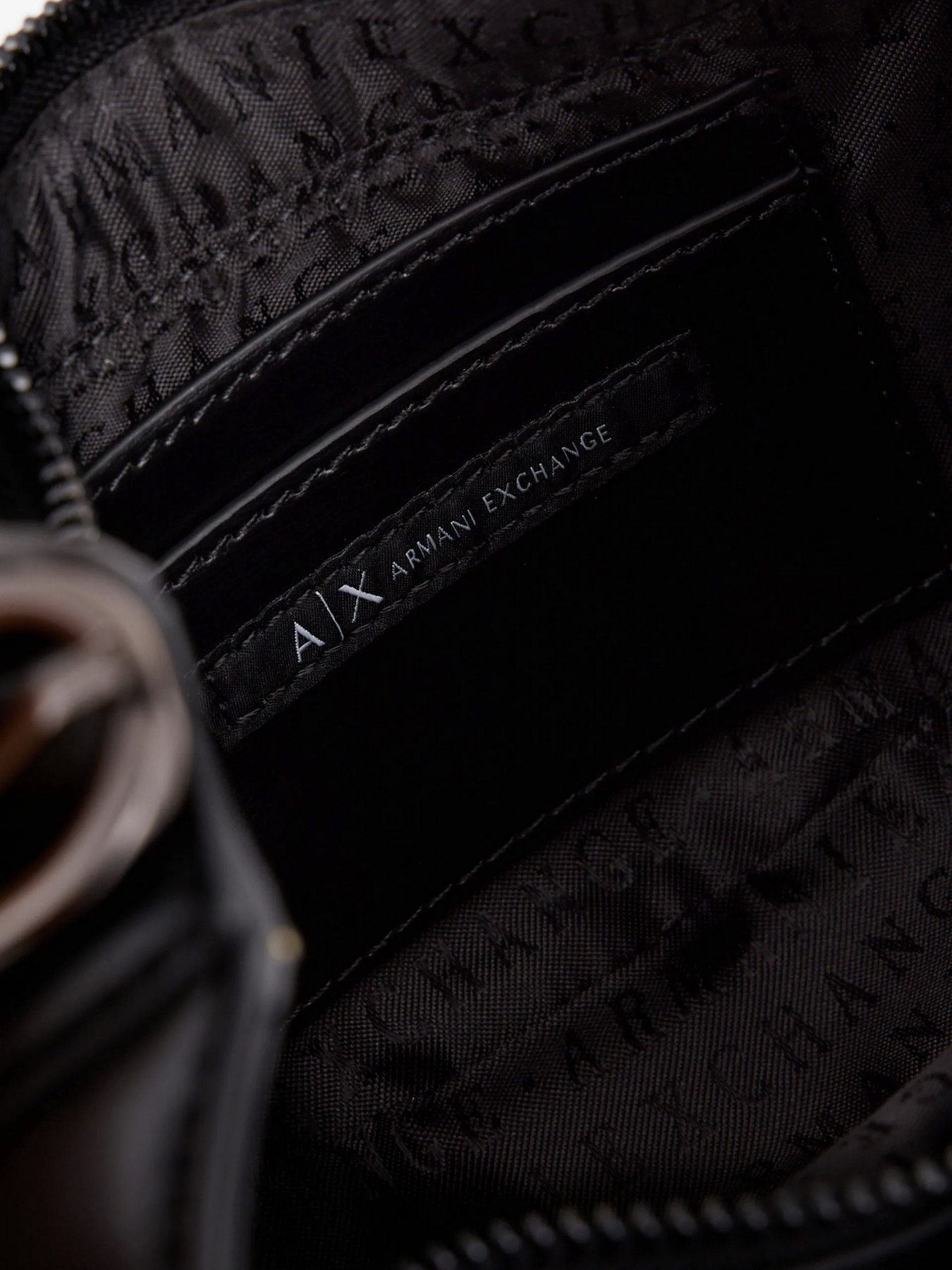 Сумка Armani Exchange модель 942887-3R785-00020 Фото