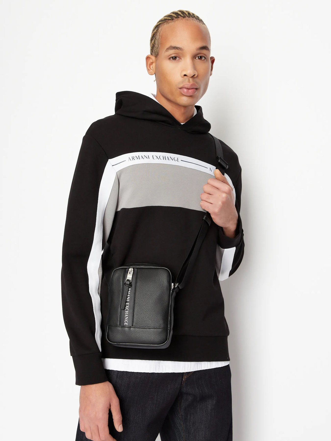 Сумка Armani Exchange модель 952493-3R832-00020 Фото