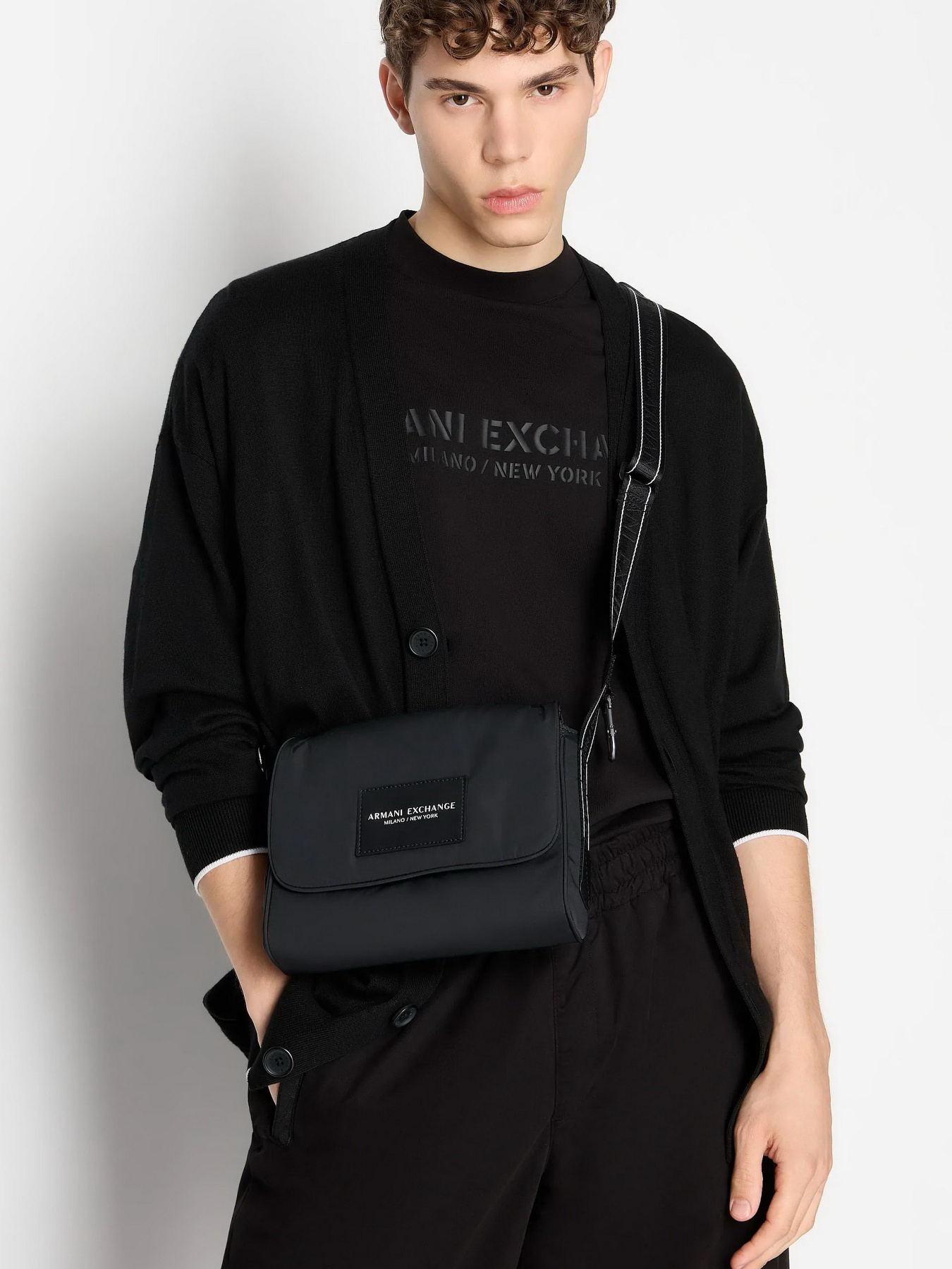 Сумка Armani Exchange модель 952559-3F883-00020 Фото