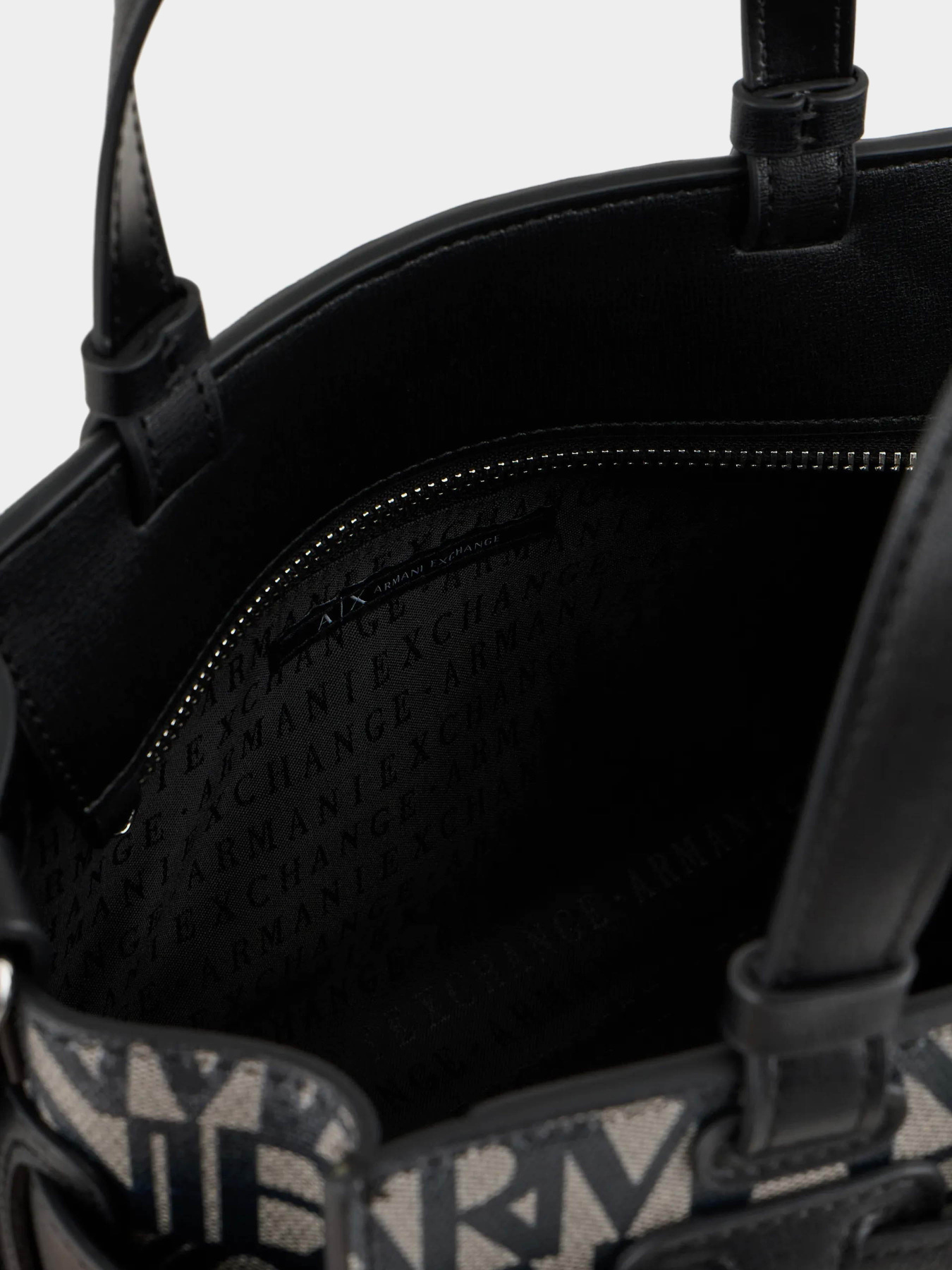 Сумка Armani Exchange Essential модель 942690-3F742-00850 Фото