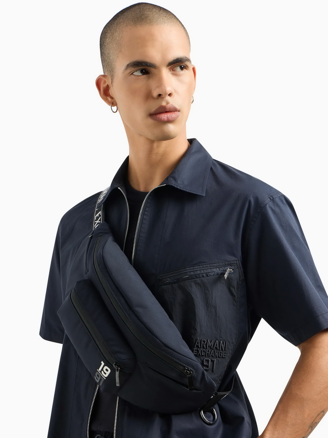 Поясна сумка Armani Exchange модель 952619-4R832-00035 Фото