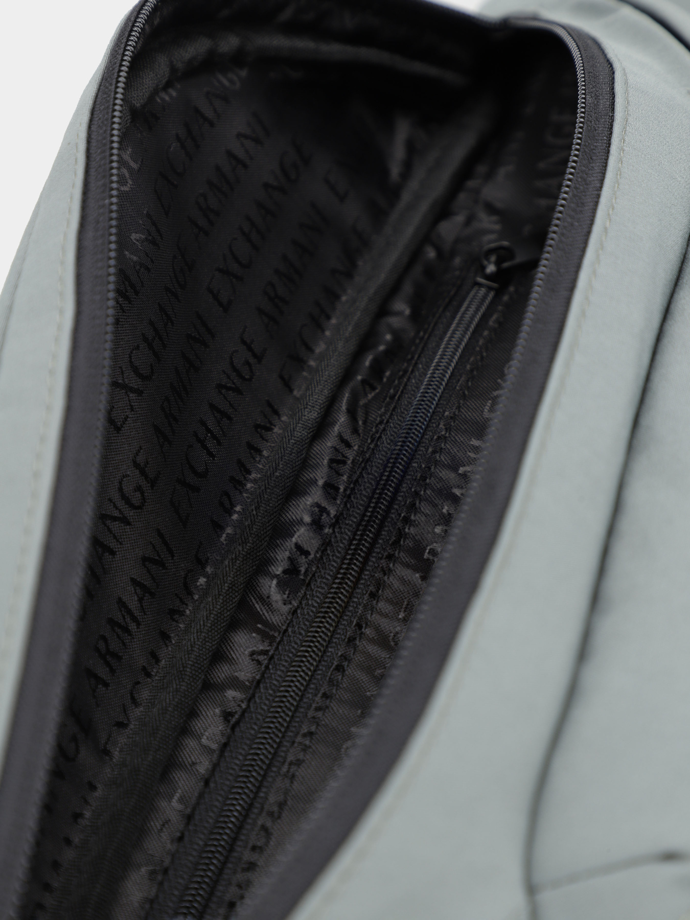 Поясная сумка Armani Exchange модель 952619-4R832-44984 Фото