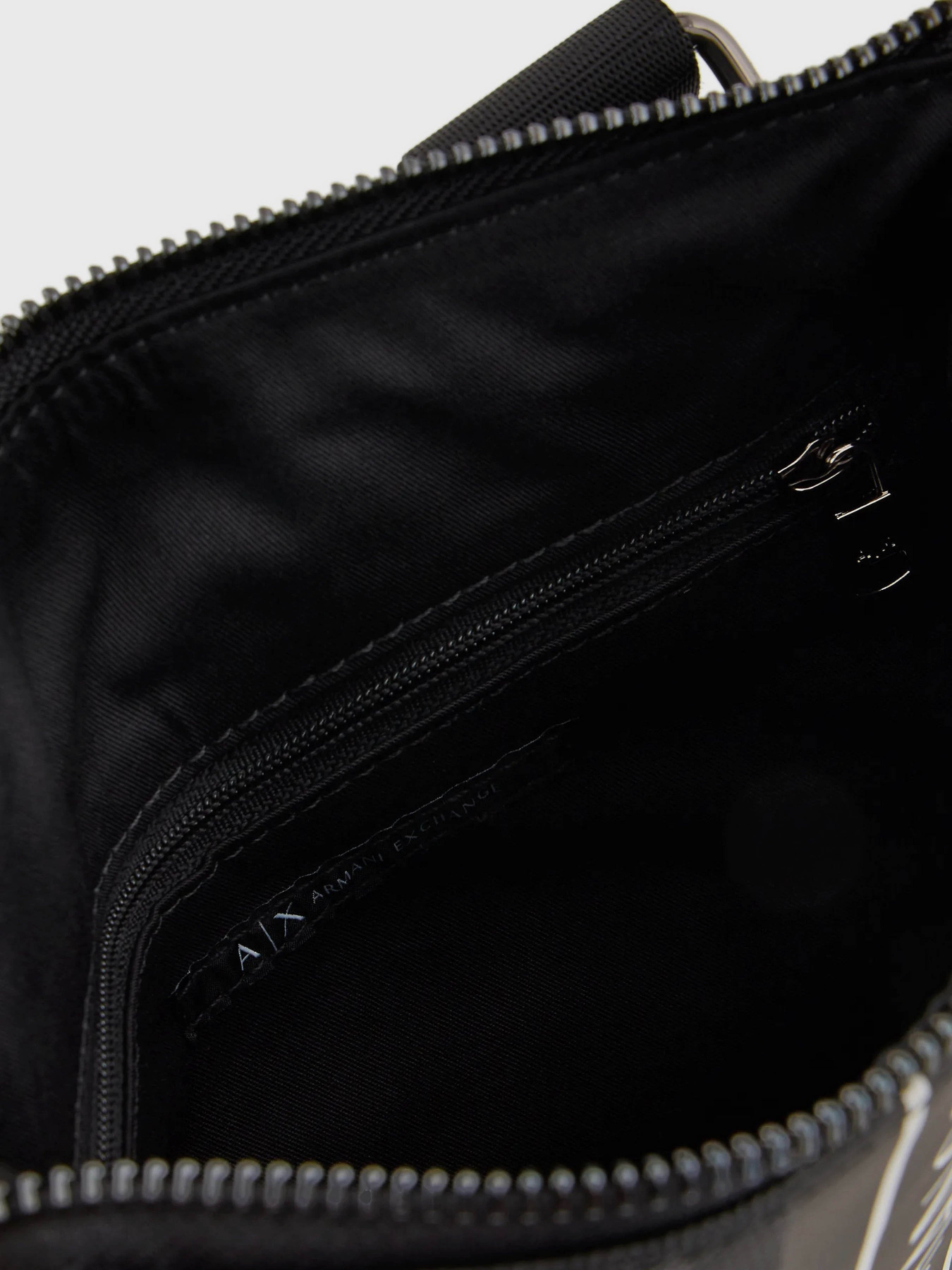 Сумка Armani Exchange Essential модель 952397-CC831-19921 Сумка Armani Exchange Essential модель 952397-CC831-19921 Фото