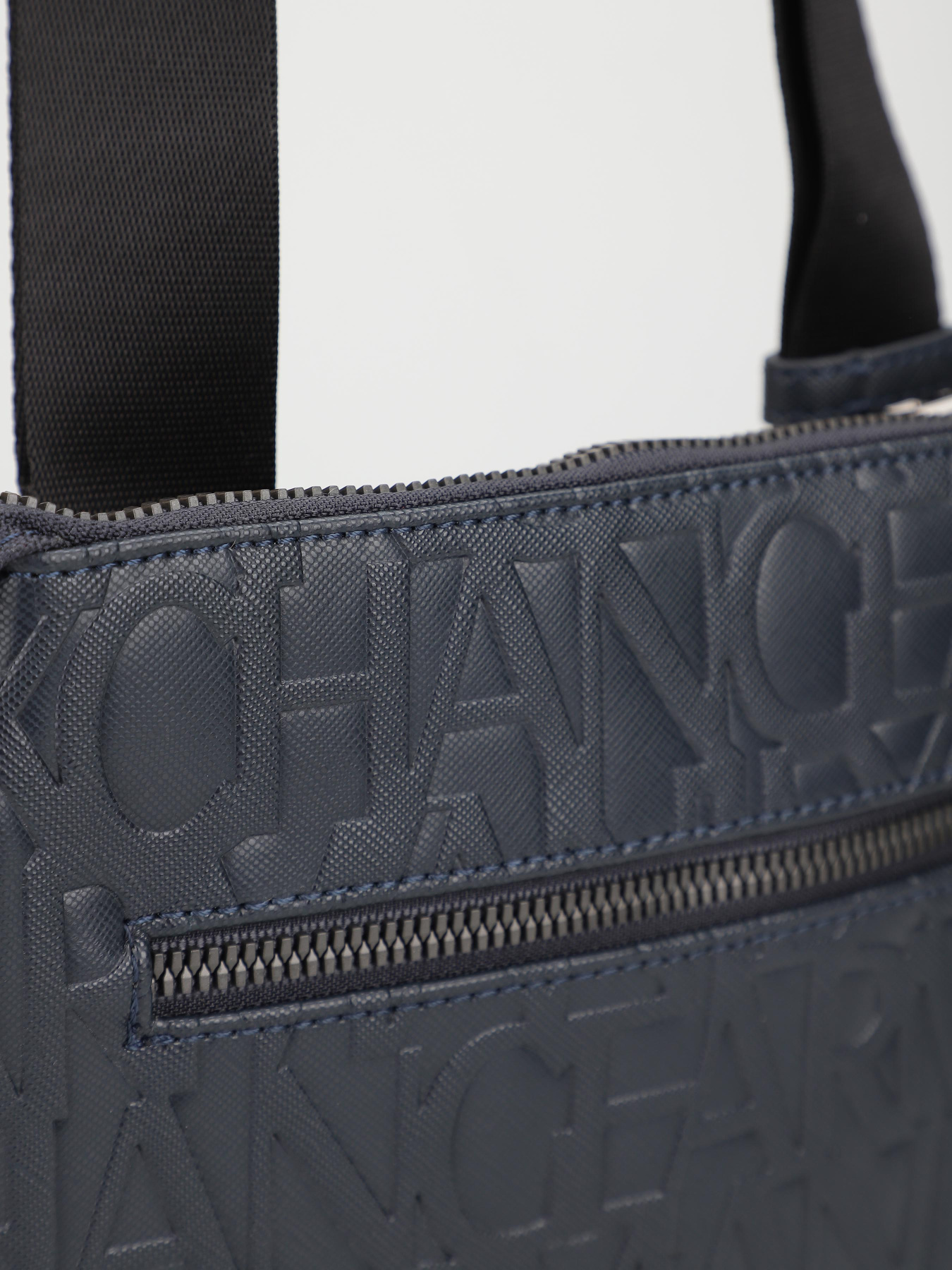 Сумка Armani Exchange Essential модель 952526-CC838-00035 Фото