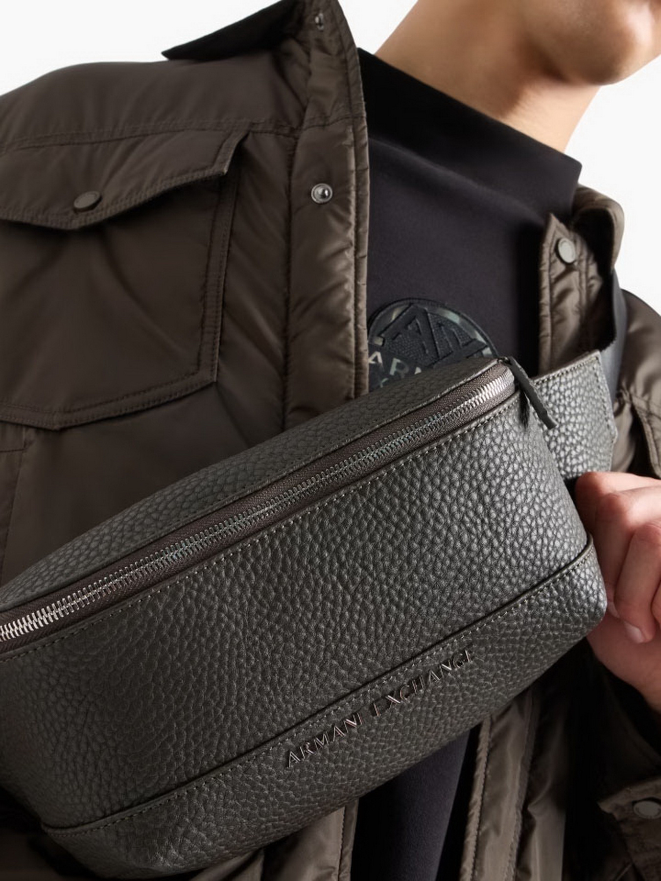 Поясна сумка Armani Exchange Essential модель 952612-CC828-32840 Фото