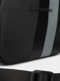 Кросс-боди Armani Exchange модель XM000163-AF11935-MC043 Кросс-боди Armani Exchange модель XM000163-AF11935-MC043 Фото