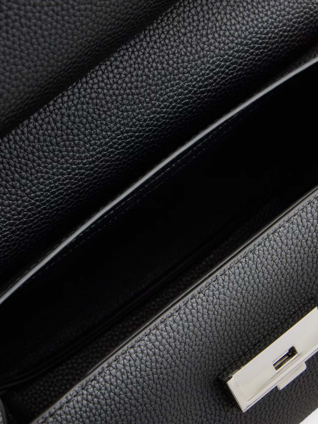 Сумка Armani Exchange Essential модель 949177-CC783-00020 Фото