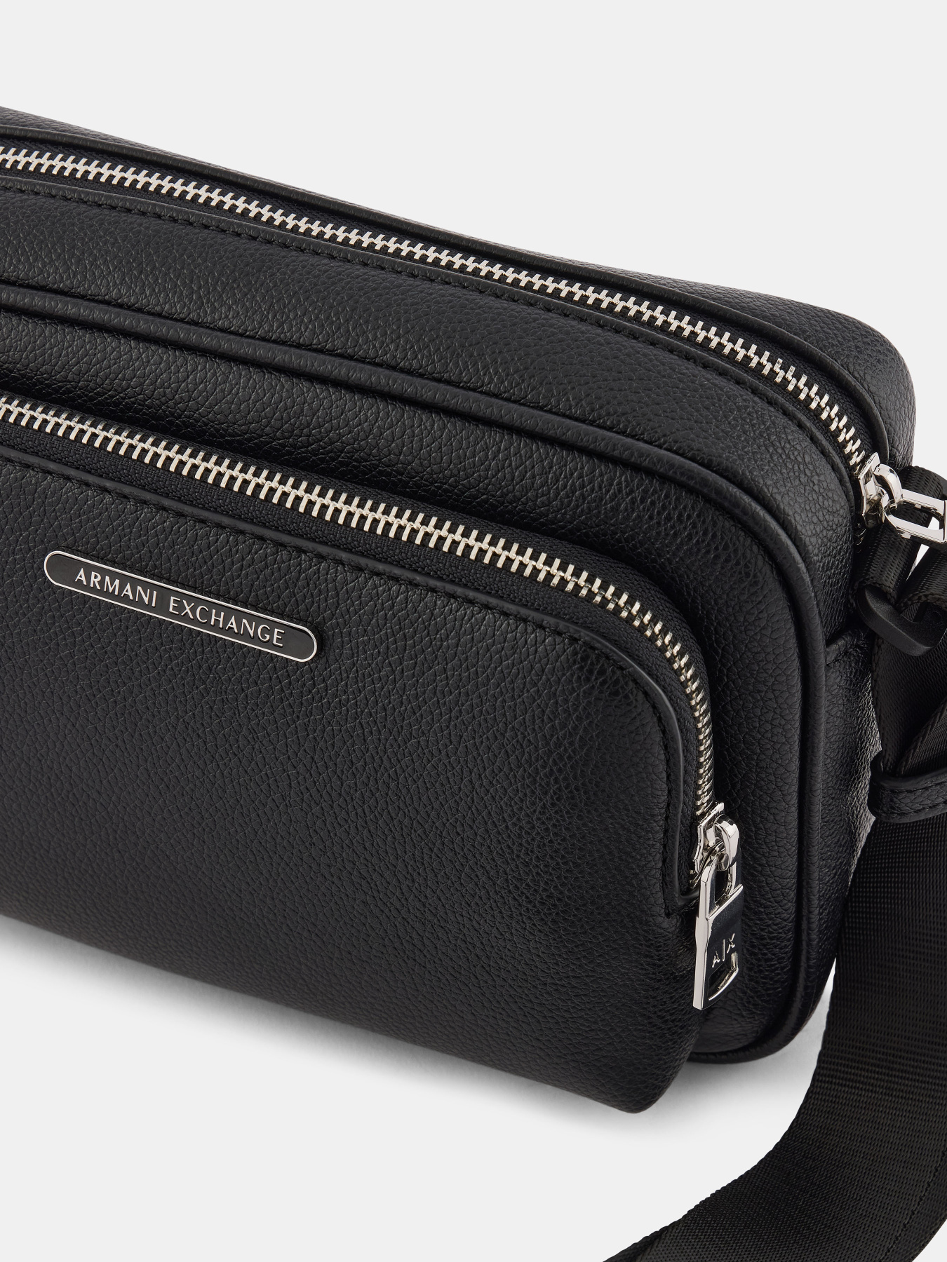 Сумка Armani Exchange модель XM000847-AF12134-UC001 Фото