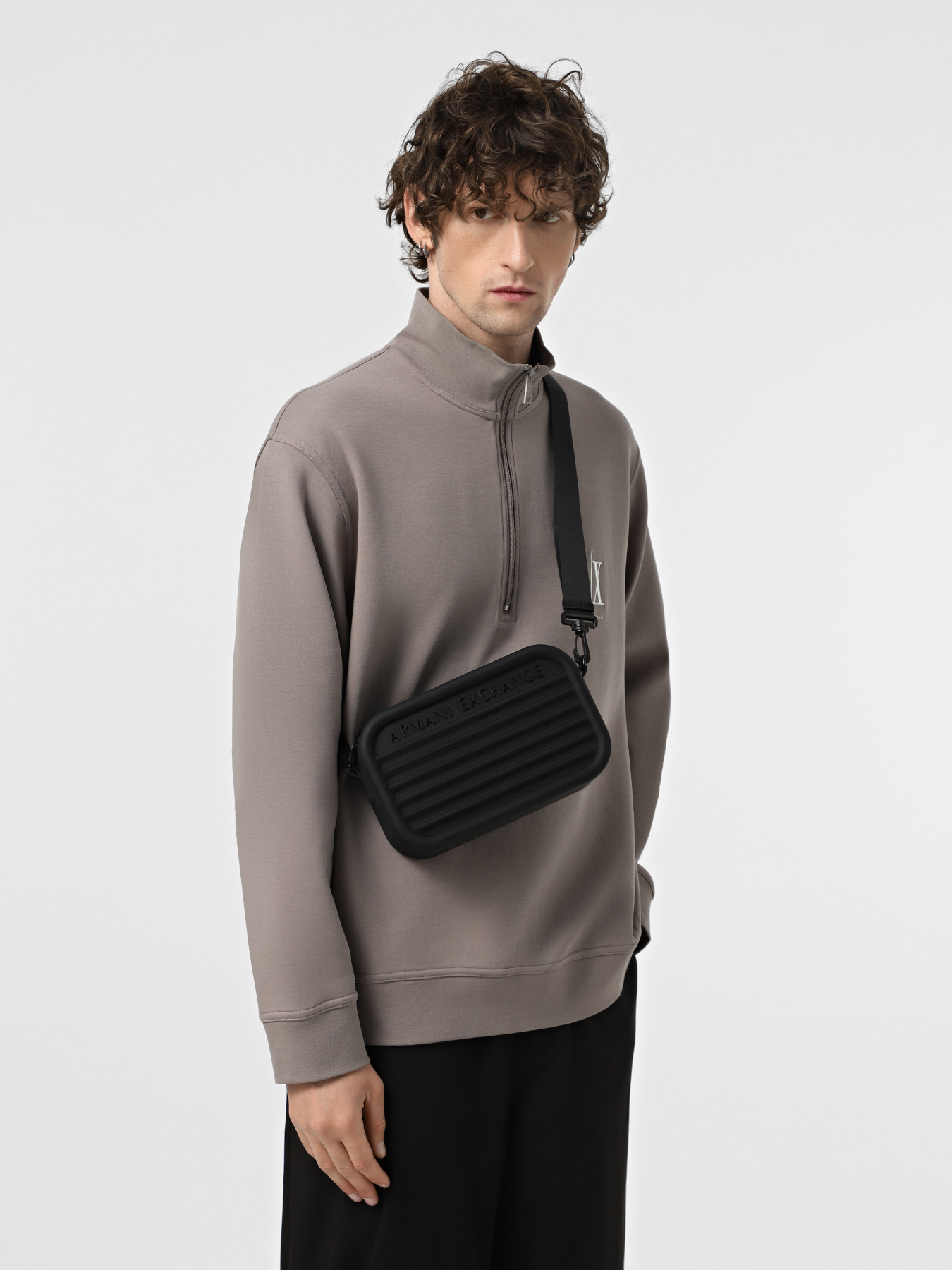 Сумка Armani Exchange модель XM001274-AF15130-UC001 Фото