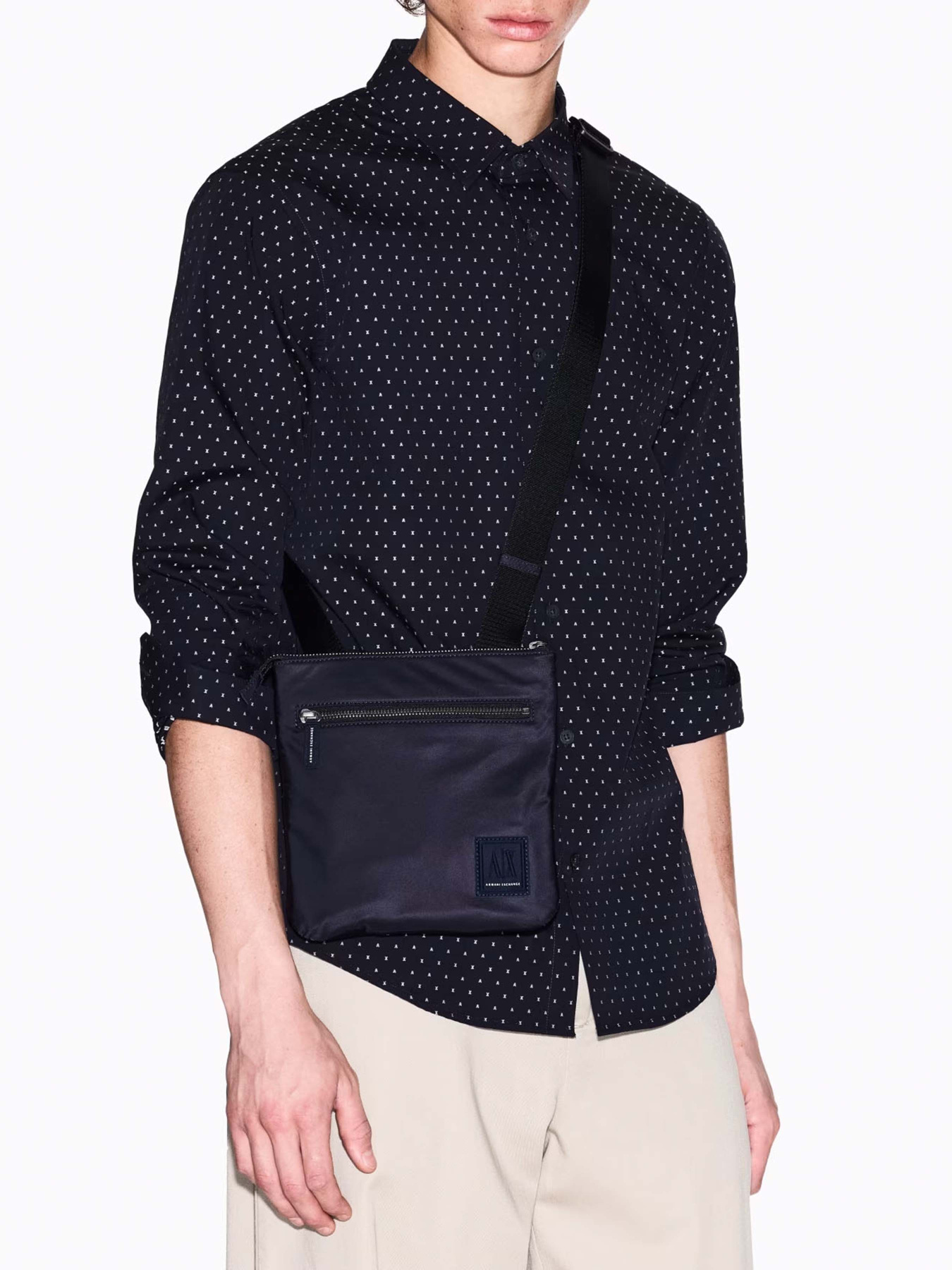 Сумка Armani Exchange модель XM000105-AF15129-UB101 Фото