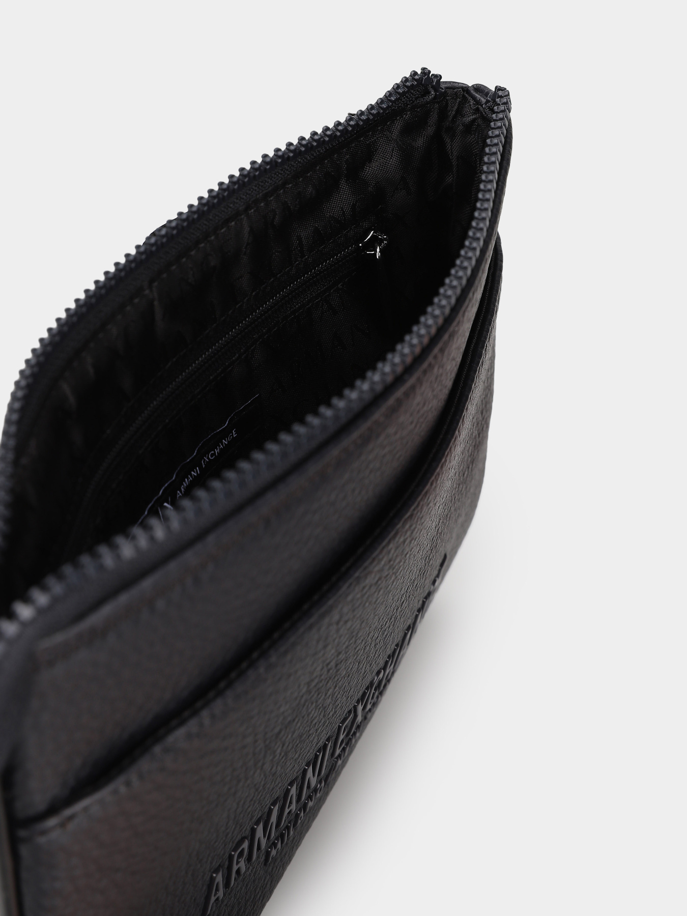 Сумка Armani Exchange модель XM000155-AF11931-UB101 Фото