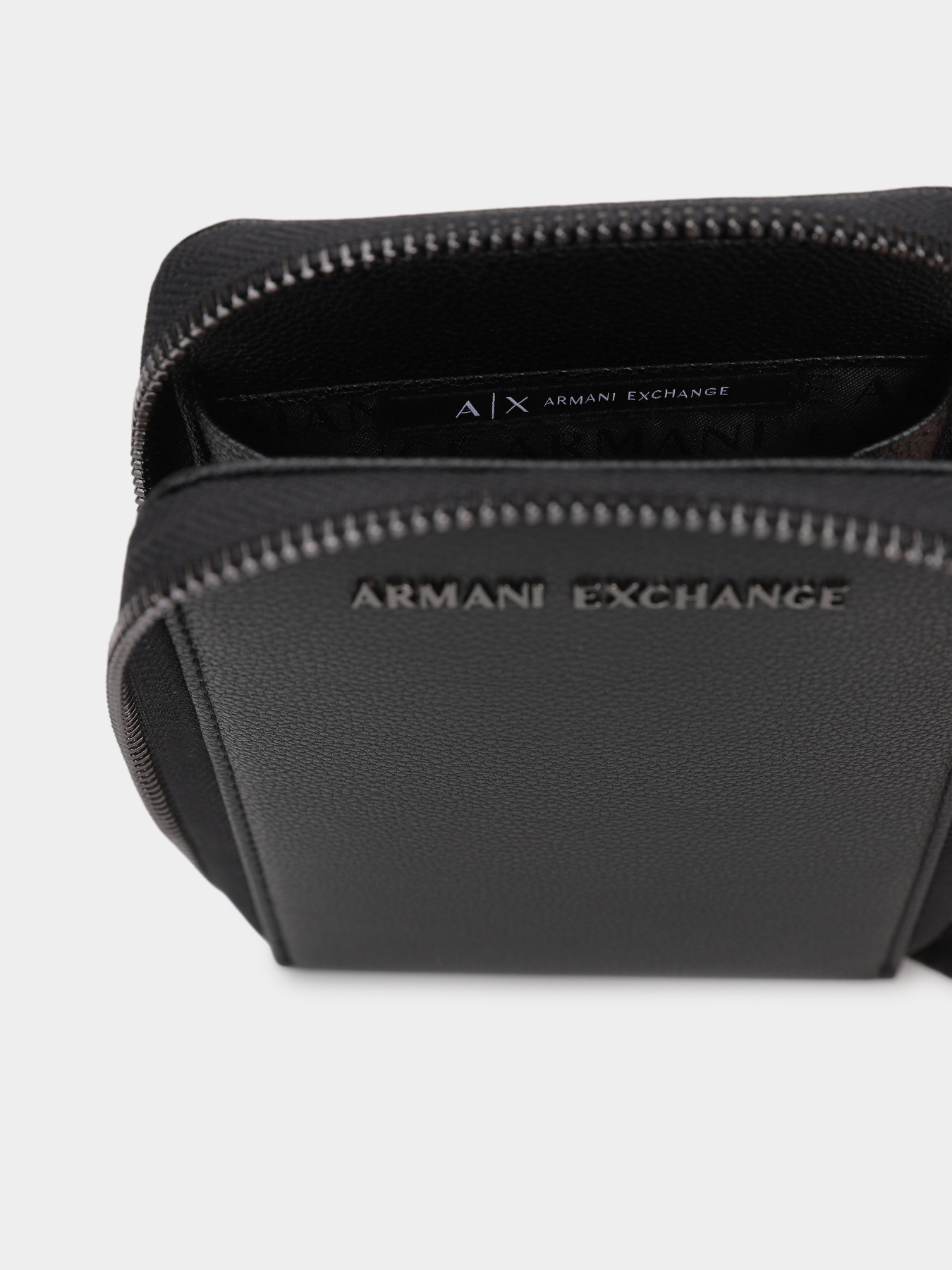 Сумка Armani Exchange модель XM000863-AF13924-UC001 Сумка Armani Exchange модель XM000863-AF13924-UC001 Фото