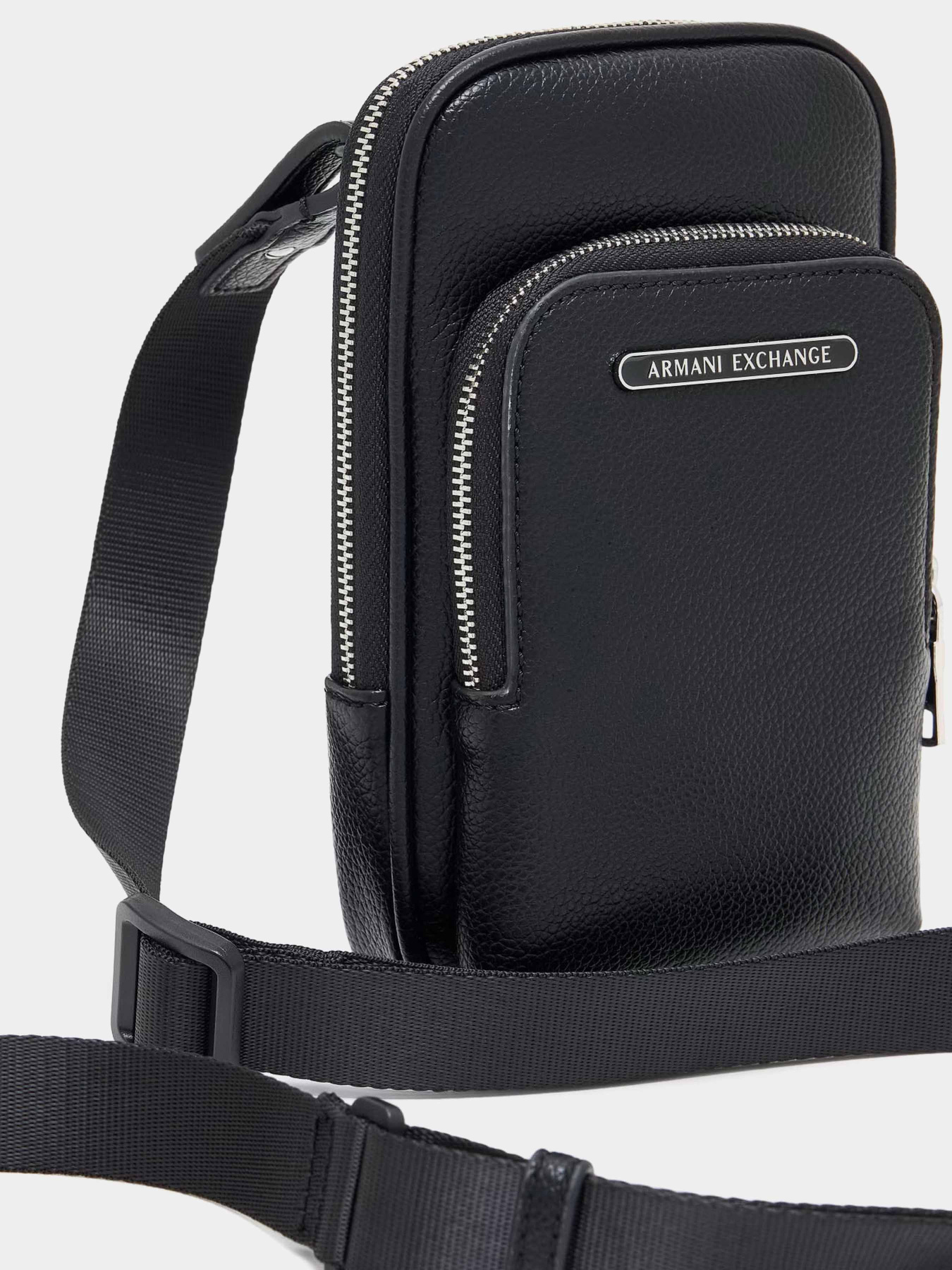Сумка Armani Exchange модель XM001258-AF12134-UC001 Фото